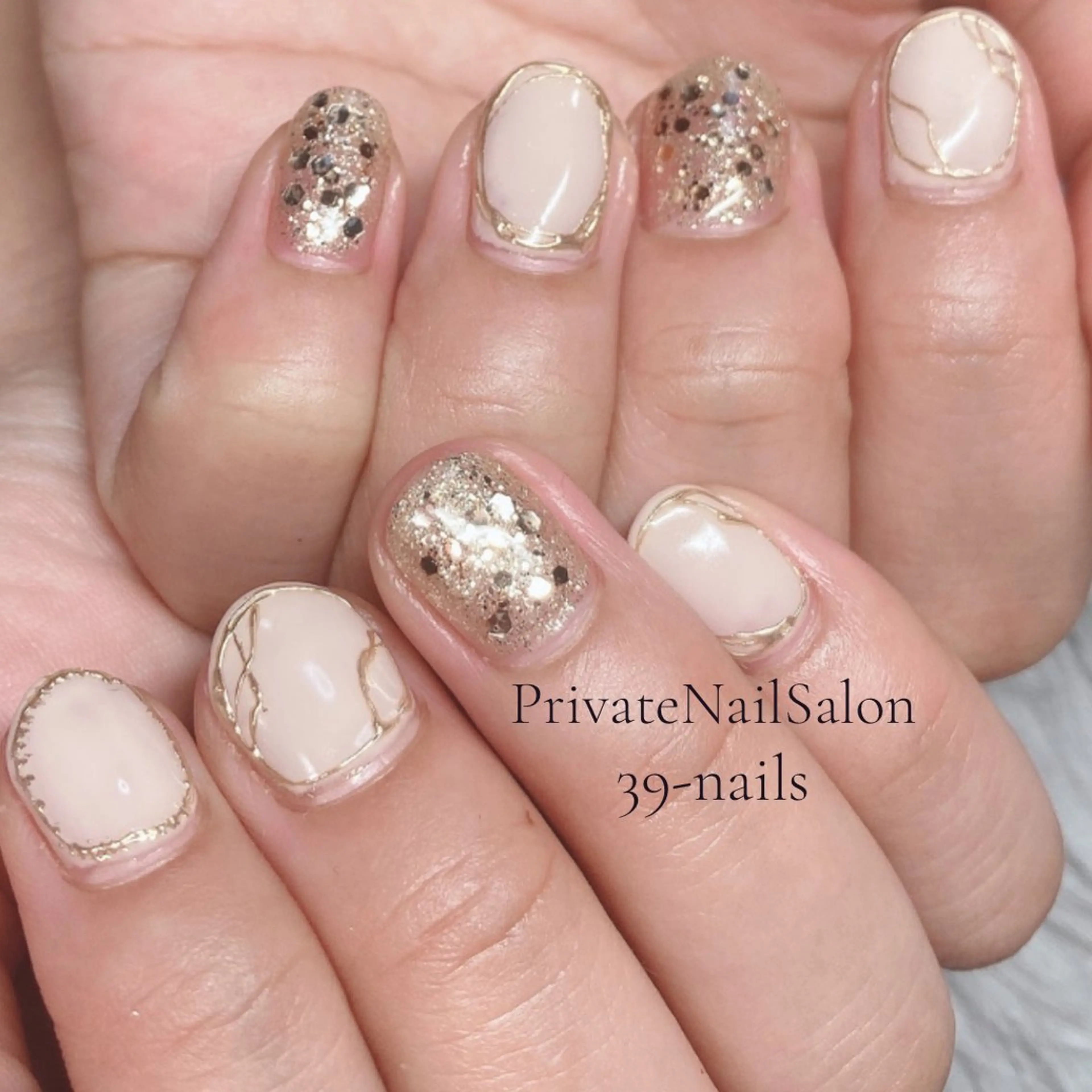 ネイル ジェルネイル 持ち込み ニュアンスネイル オフィスネイル パラジェル ハンドネイル 39-nails EharaMikuのネイルデザイン