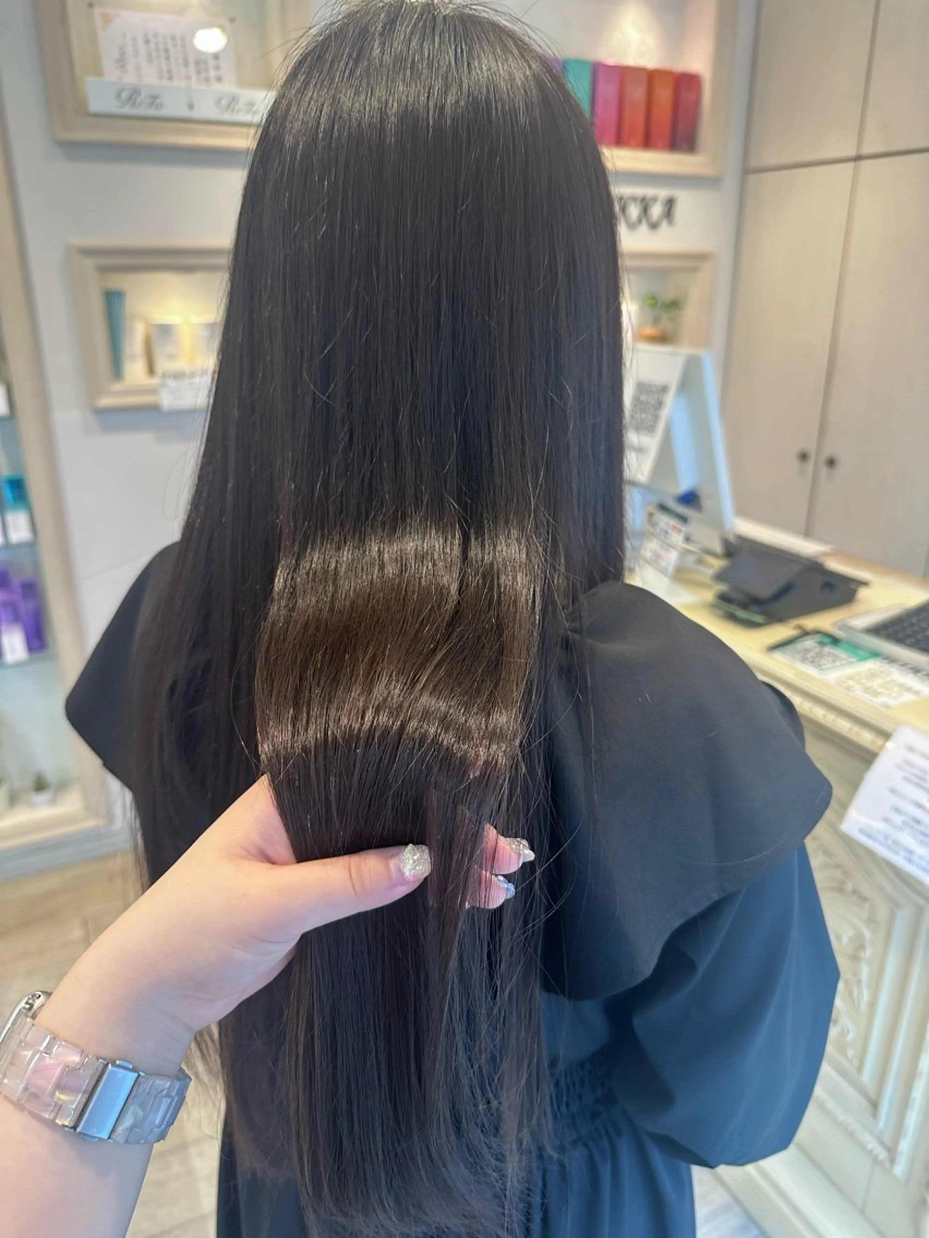 ロング 韓国ヘア/レイヤー 顔周りカット/ユキナのヘアスタイル