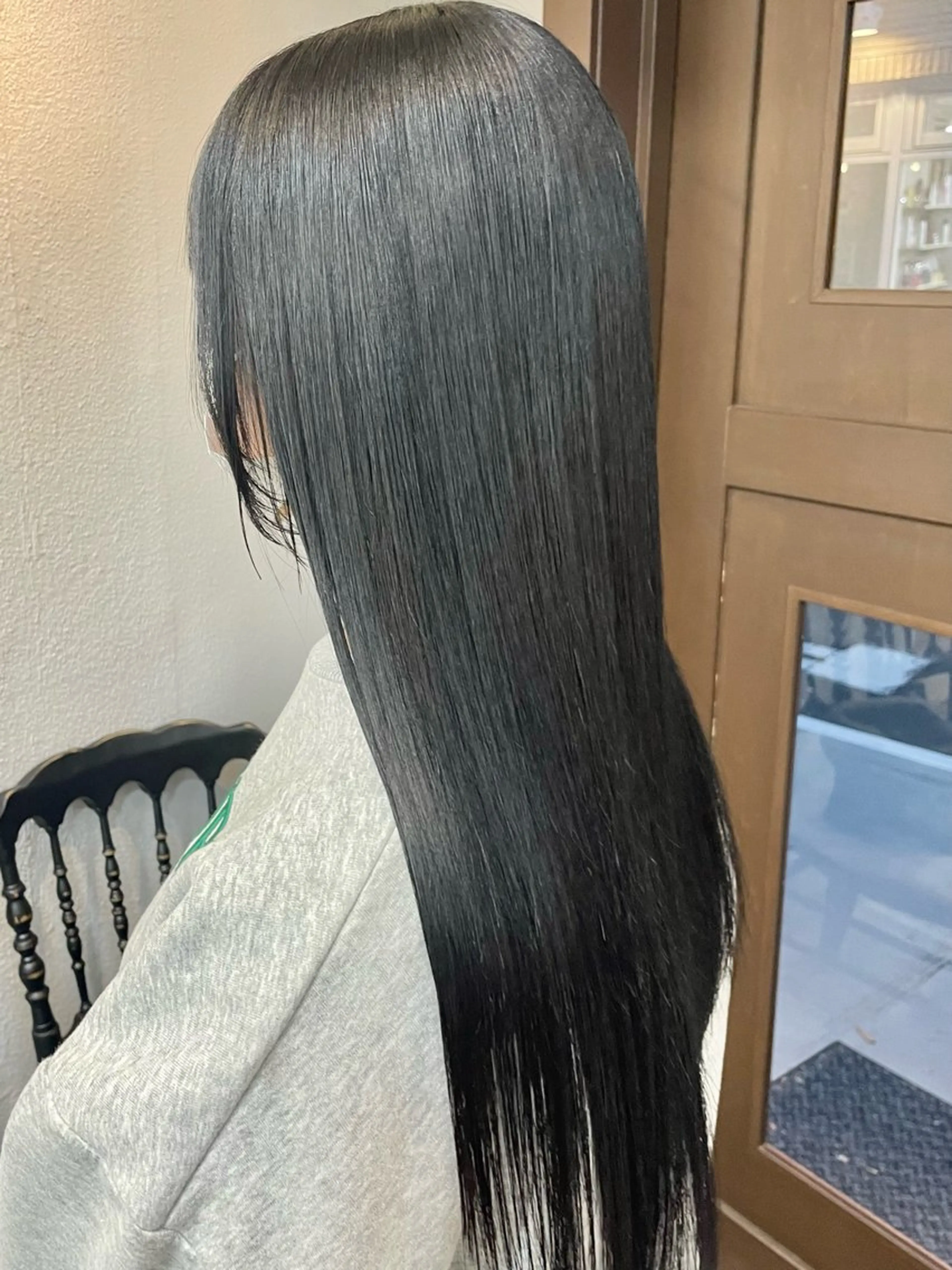 【初回限定🌷30%オフ】カット+縮毛矯正+Aujuaトリートメント🫧¥18,600→¥13,000🫧の写真