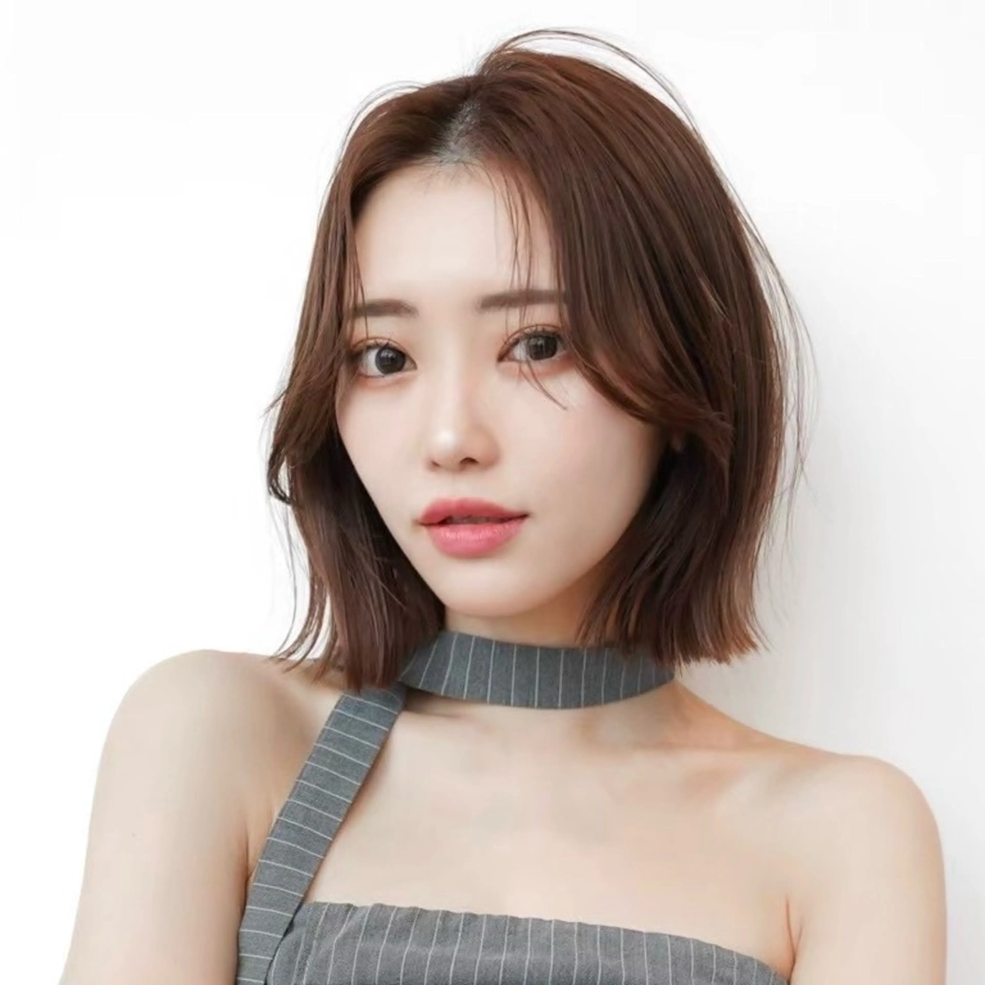 ミディアム カラー 切りっぱなしボブ ショートボブ ボブレイヤー ボブ くびれヘア カット ヘアカラー トリートメント 渋谷ボブ/レイヤー ボブ田中航平のヘアスタイル