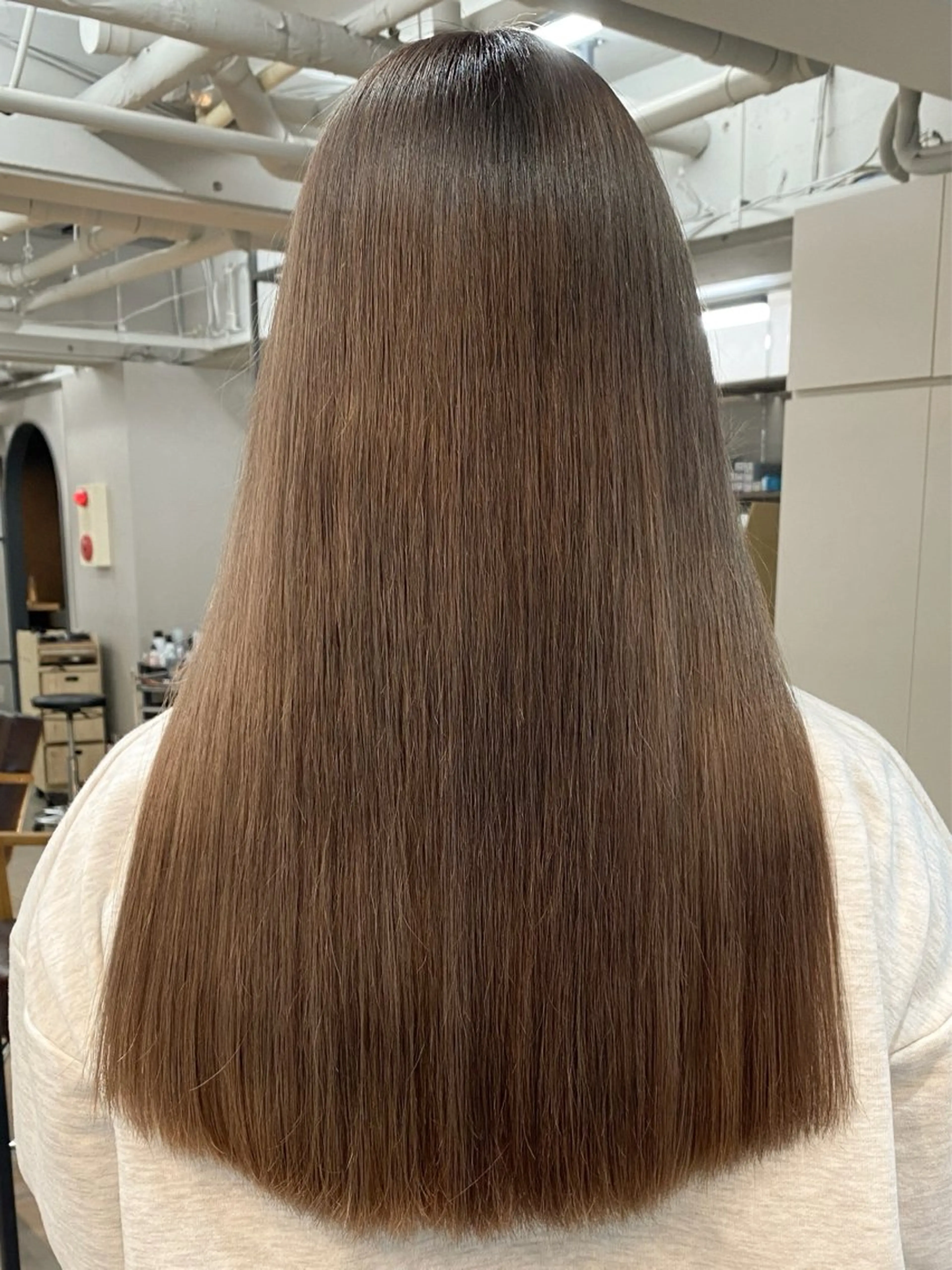 ロング アッシュ アッシュグレー アッシュグレージュ ヘアカラー 柔らか透明感カラー/ アレンジ/レイヤーのヘアスタイル