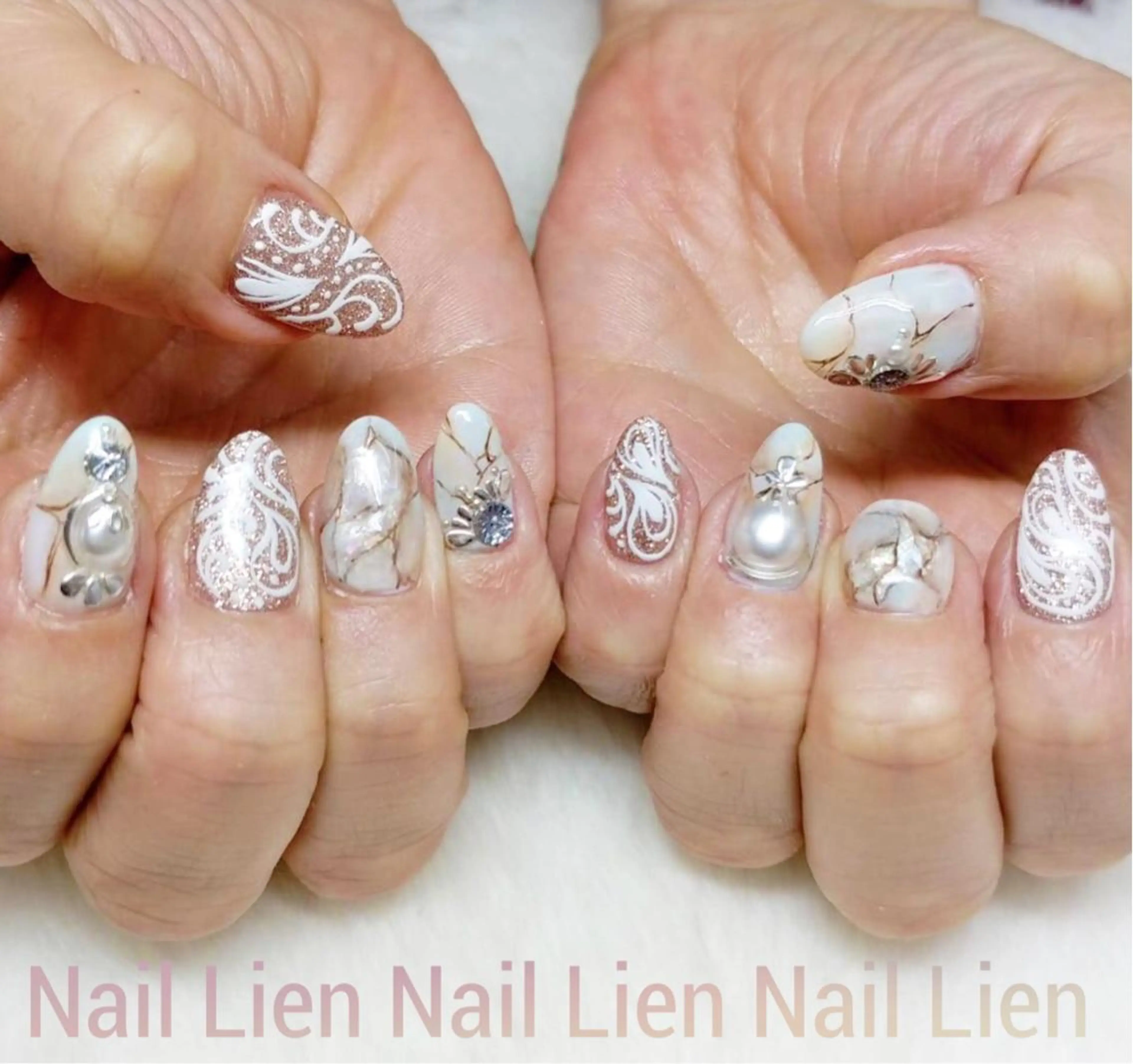 ネイル アートネイル 大理石ネイル(マーブル) Nail lieNのネイルデザイン