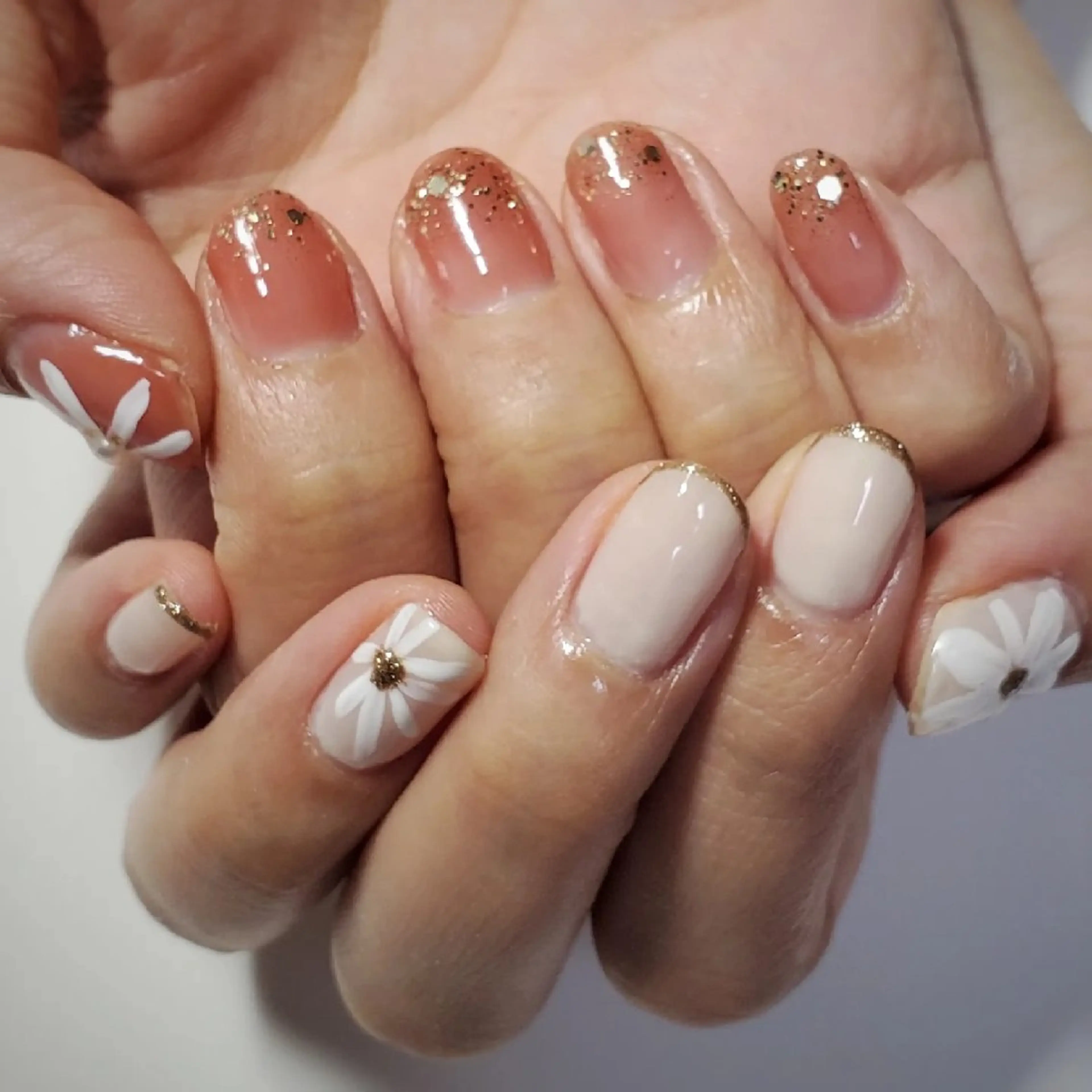 ネイル アートネイル シンプルネイル ハンドネイル Y. Saoriのネイルデザイン