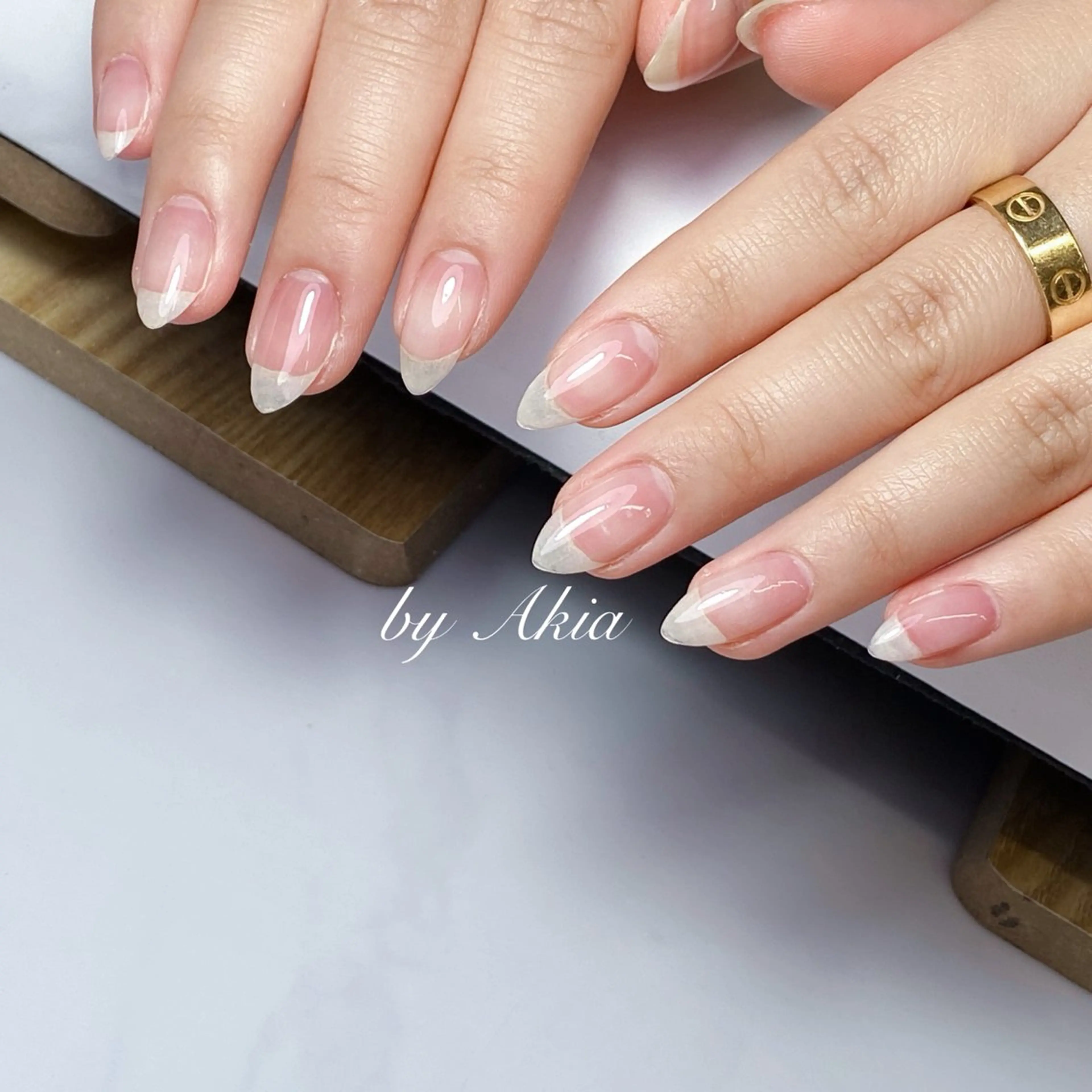 🩵自爪を自然な感じ綺麗に見えるクリアネイルor肌馴染み良いワンカラー🩵初回オフ無料の写真