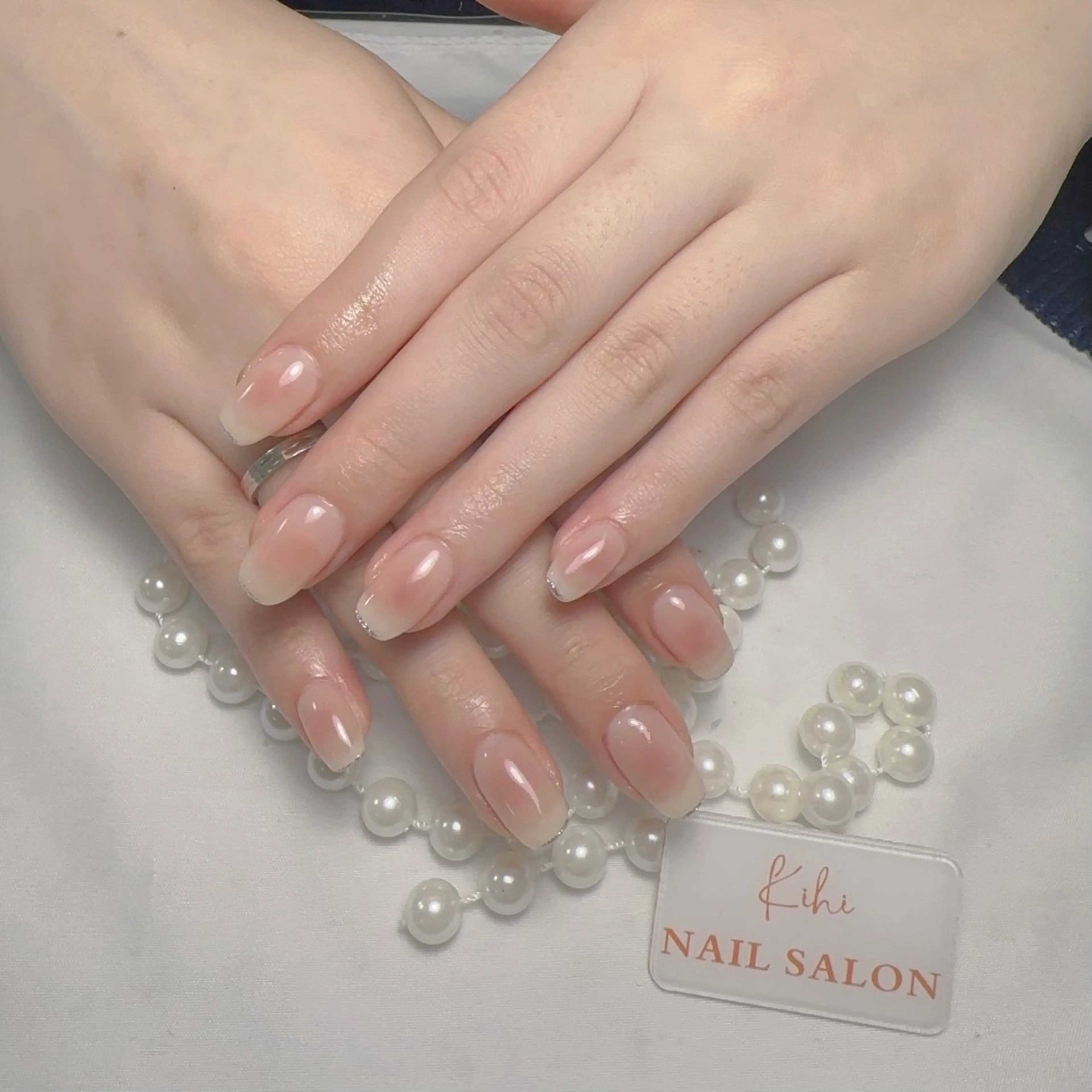 ネイル アートネイル フレンチネイル ジェルネイル グラデーション 韓国ネイル ハンドネイル 💕鈴木ユリ パラジェル/オフ無料のネイルデザイン