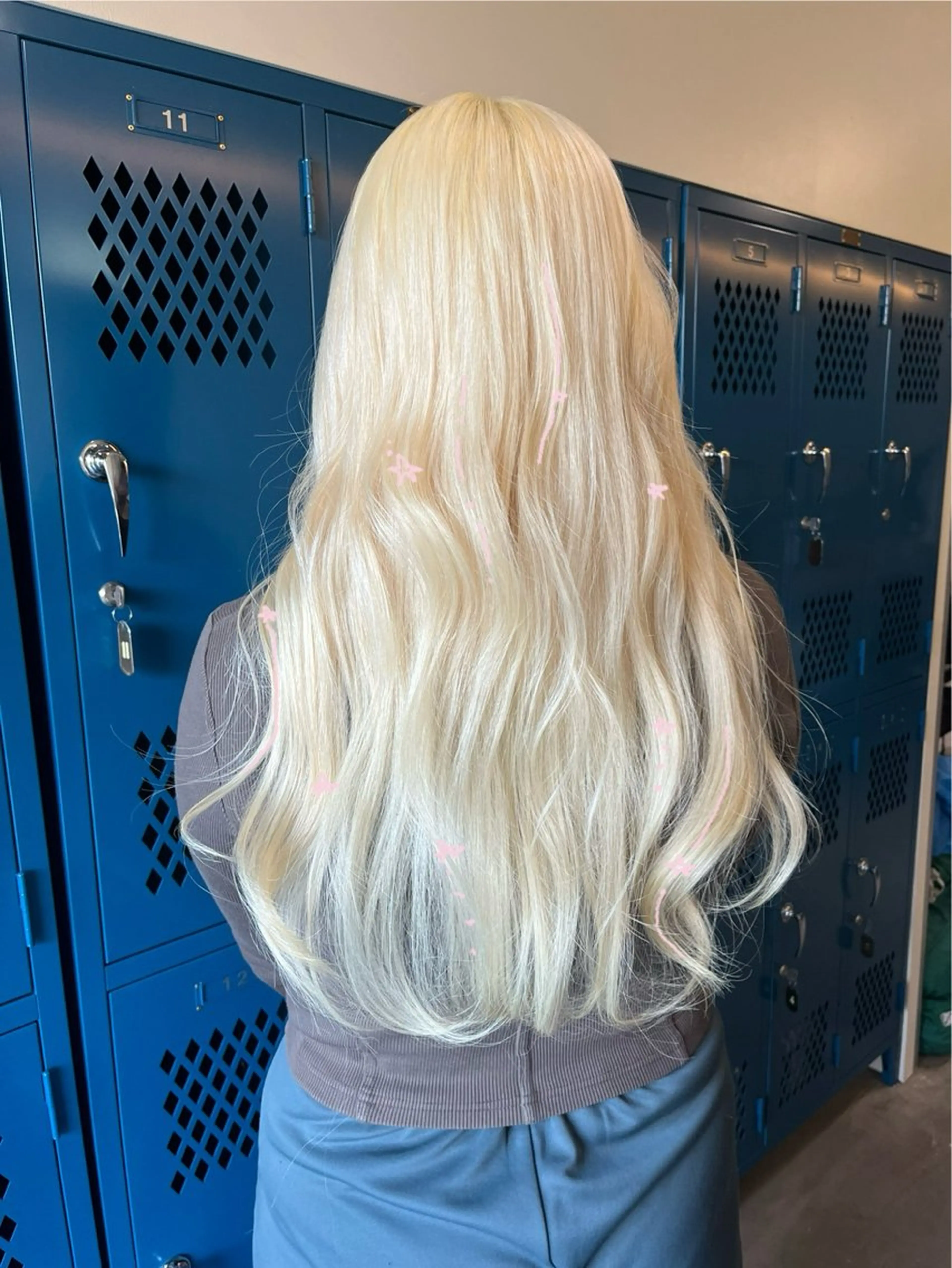 カラー ブリーチ 無料カット/ハイ トーンカラー/きらのヘアスタイル