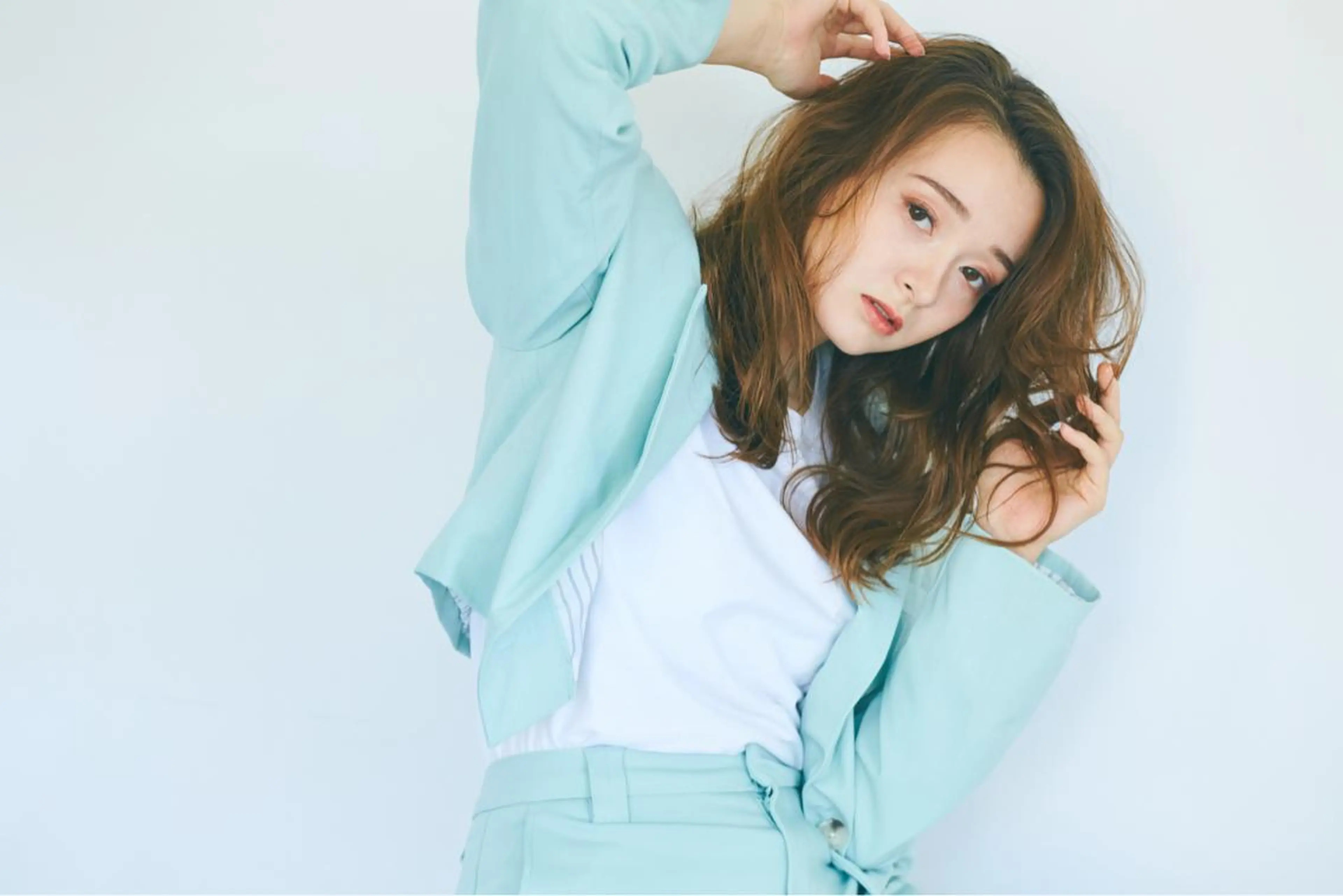 【期間限定👀 ̖́-‬】カラー＋ブロー ￥7,360の写真