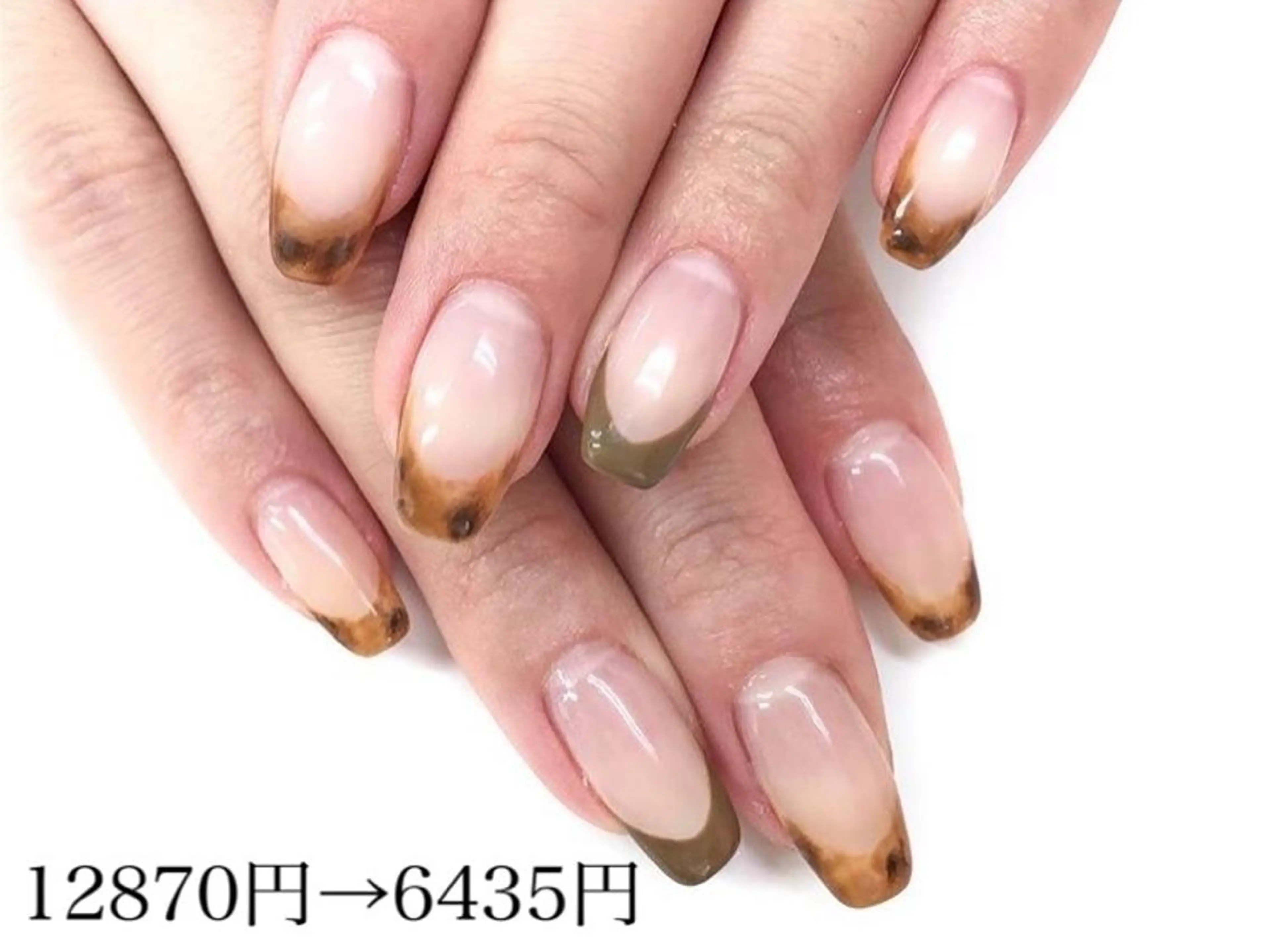 ネイル ネイルR新百合ヶ丘店所属・ネイルR 新百合ヶ丘のネイルデザイン