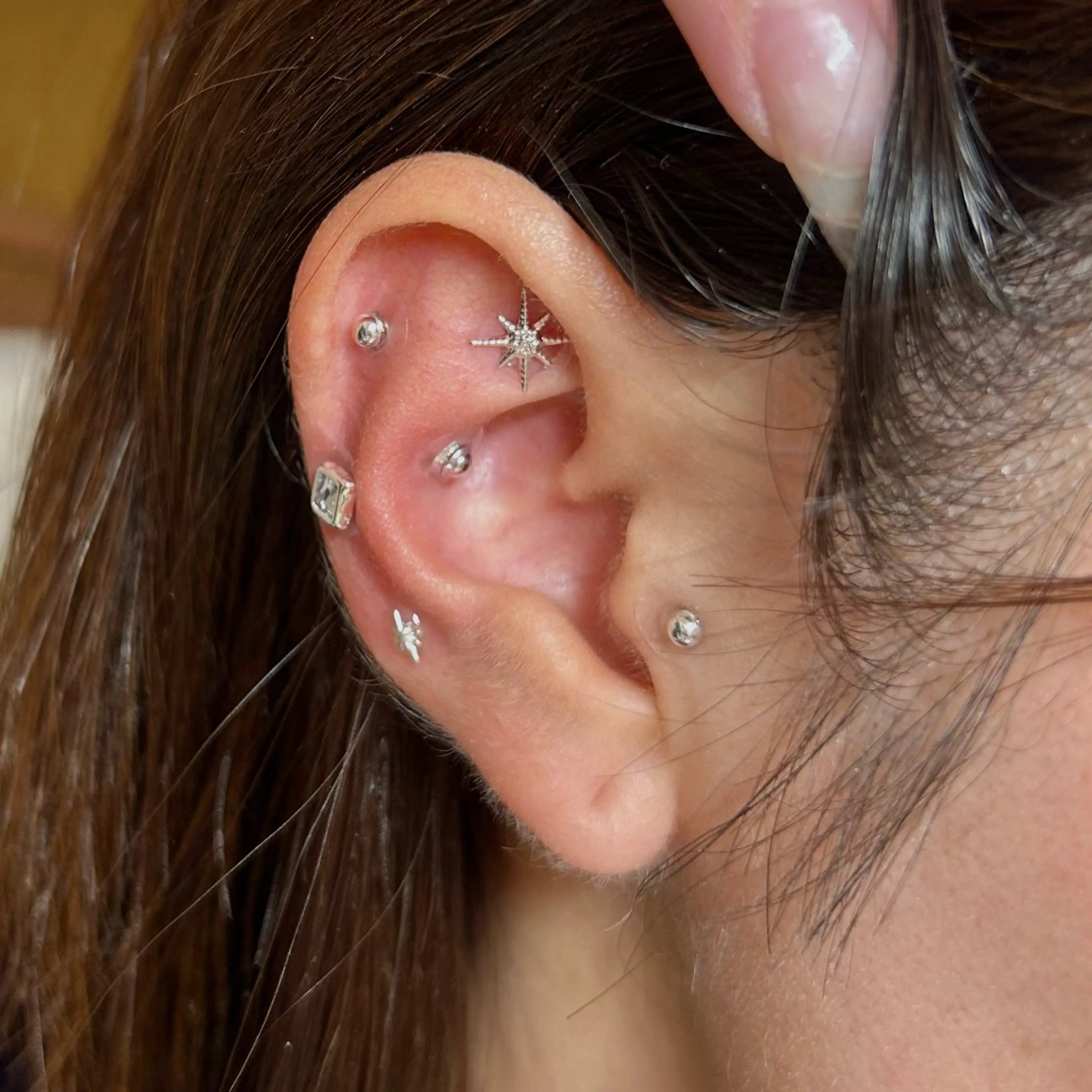 耳つぼジュエリー【付け放題】*.+゚の写真