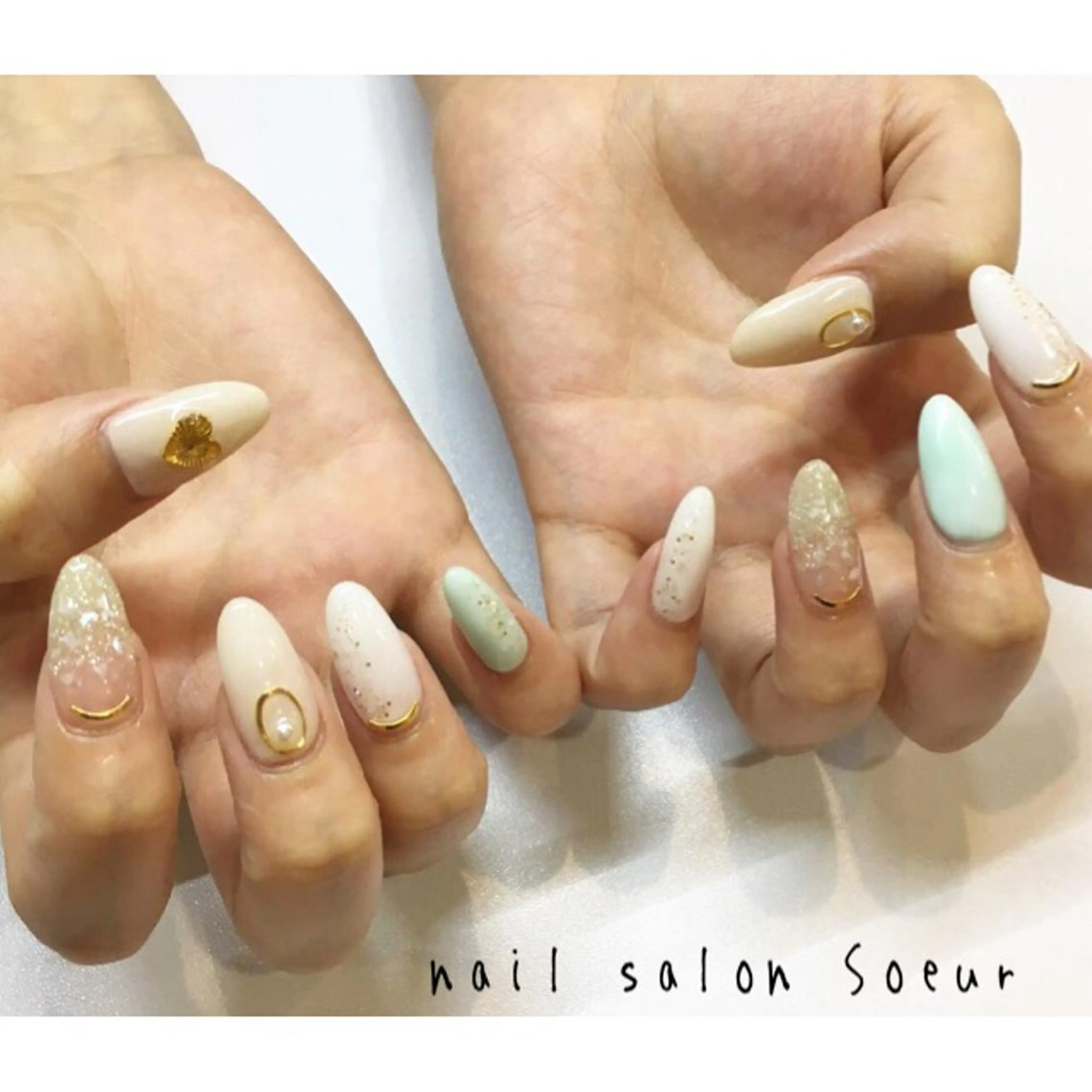 ネイル グリーン 持ち込み スカルプネイル シンプルネイル 春ネイル ハンドネイル nail salon Soeurのネイルデザイン