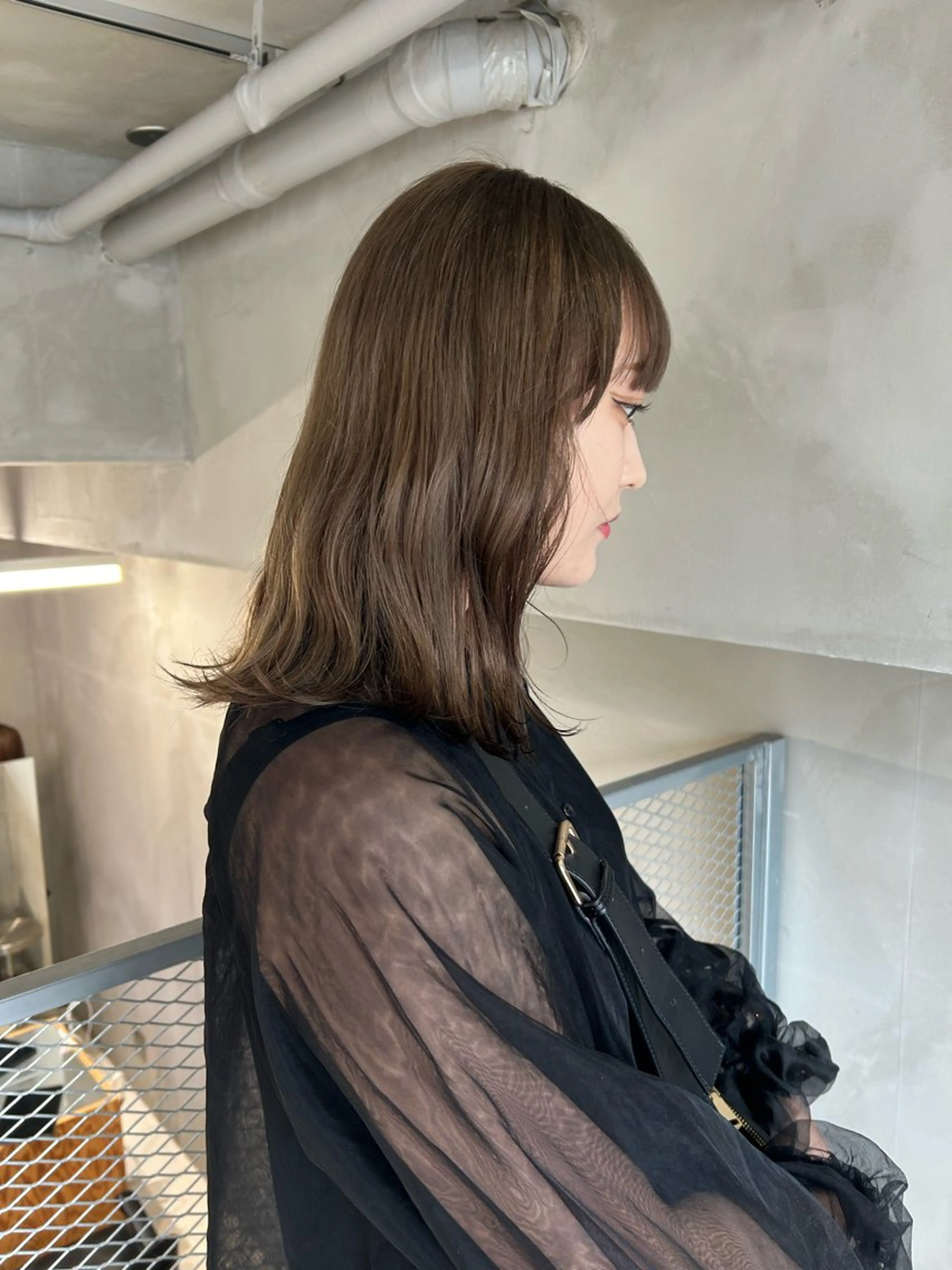 ミディアム カラー グレージュ ヘアカラー 透明感カラー🫧 nanohaのヘアスタイル