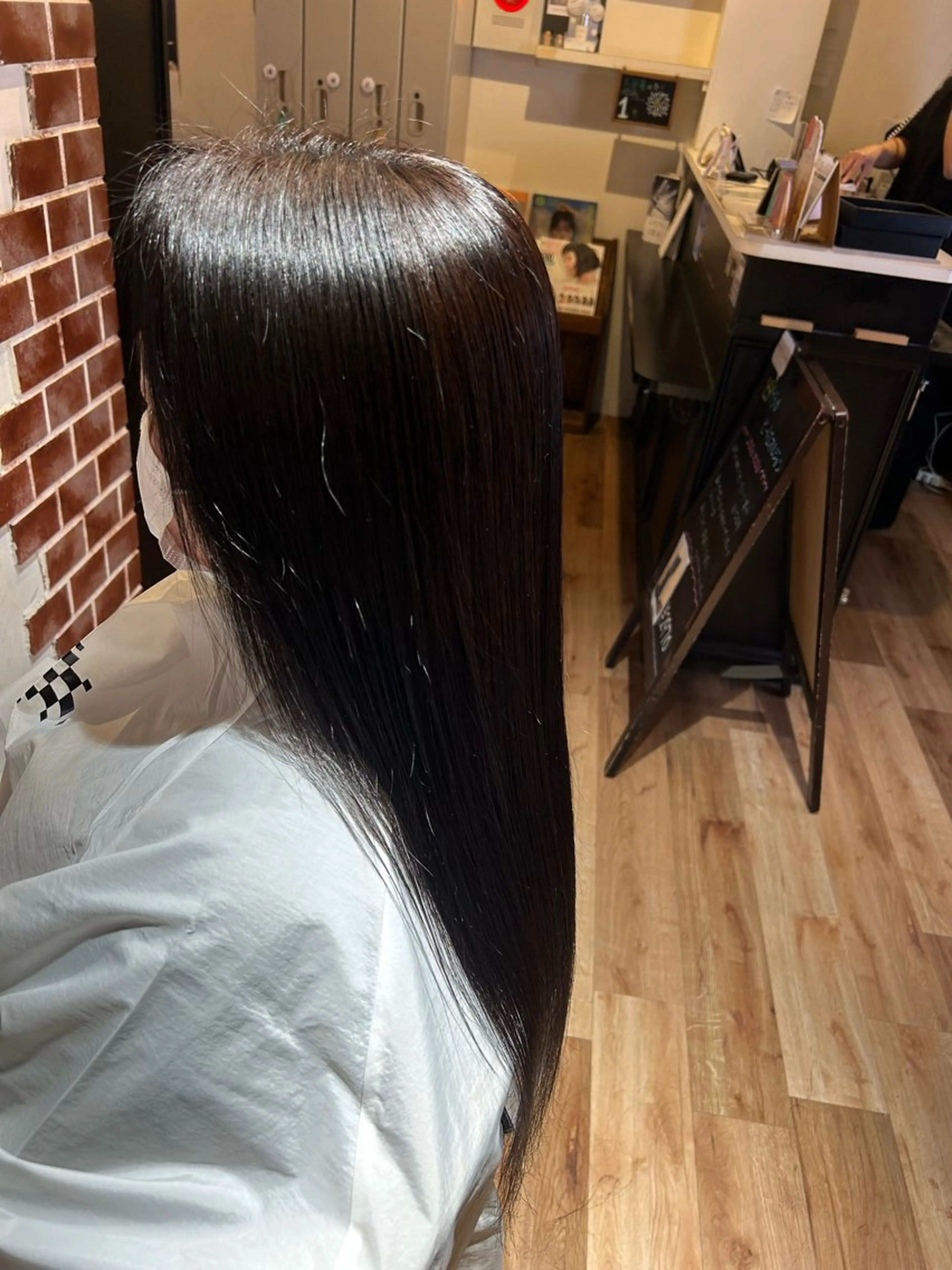 ロング 巽 愛夏のヘアスタイル