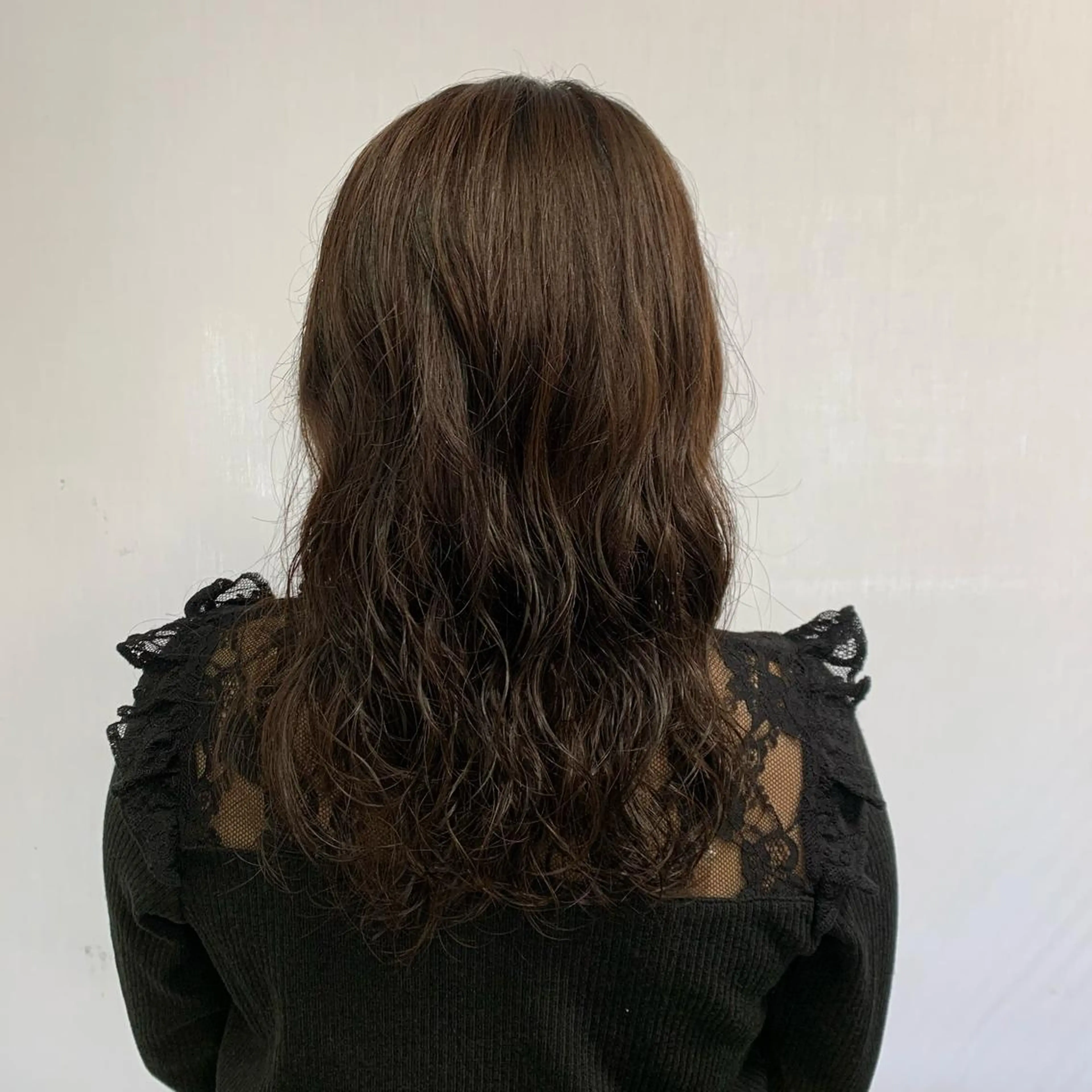 セミロング トリートメント ウスイマイコ カット/ケアカラーのヘアスタイル