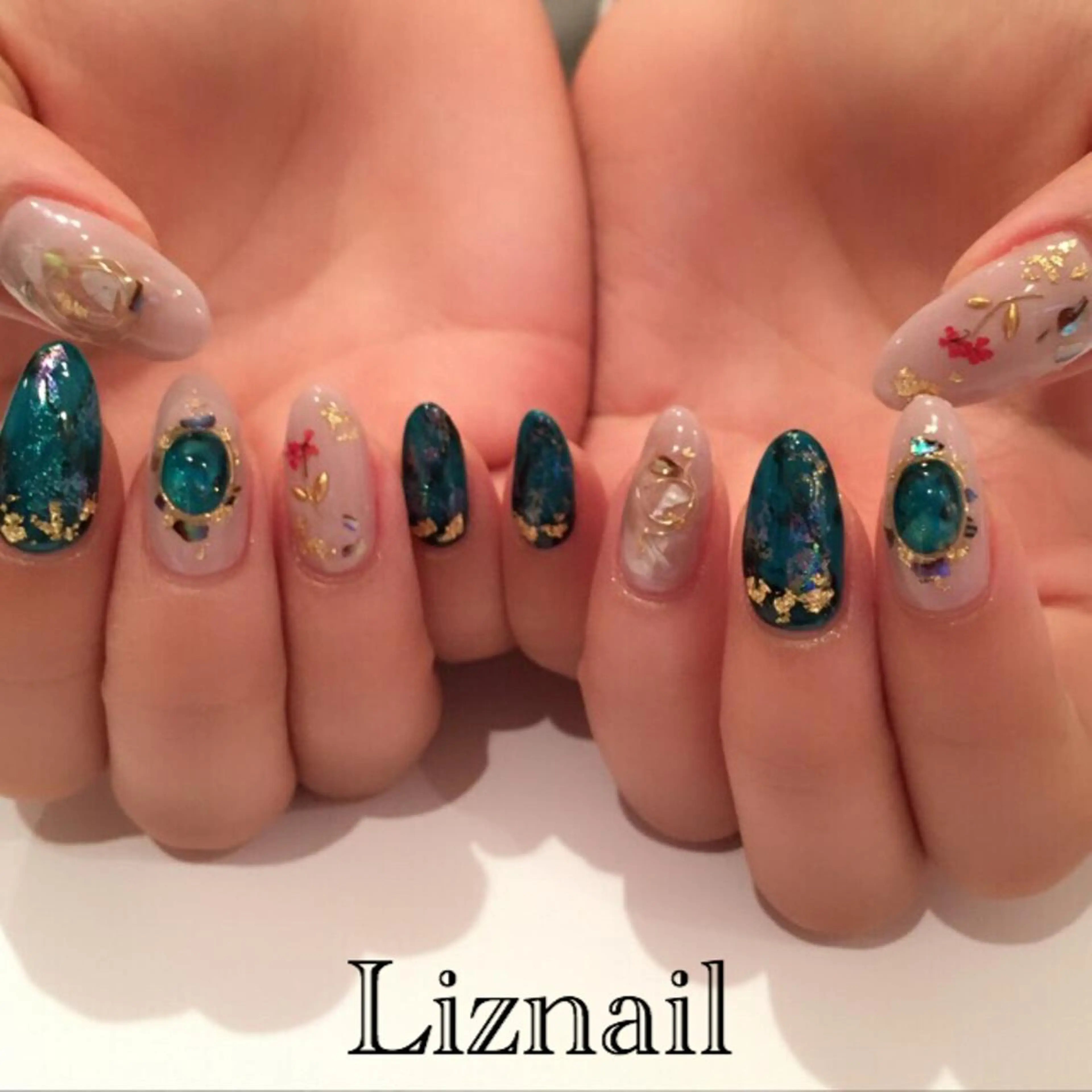 ネイル Rawr / saoriのネイルデザイン