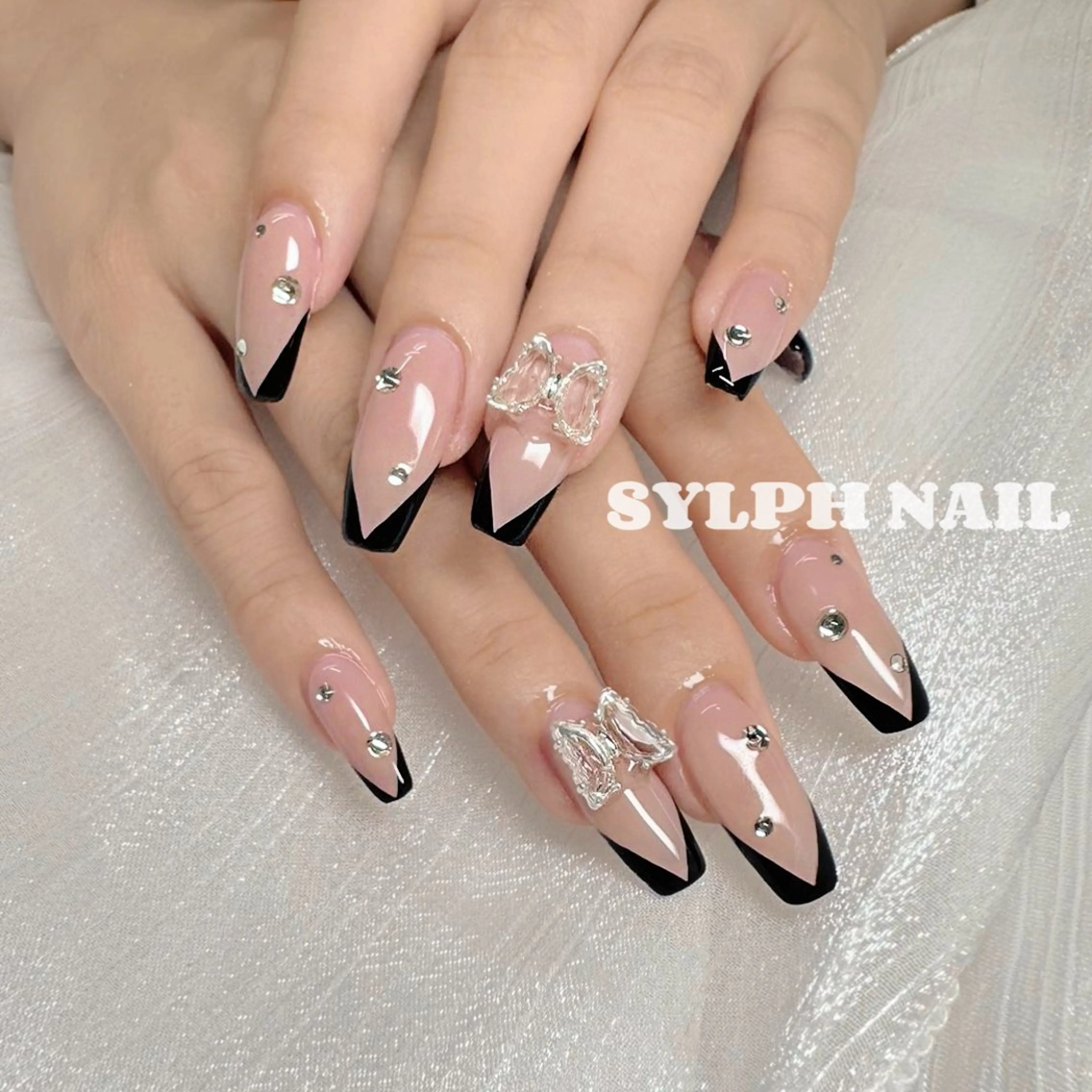 ネイル ハンドネイル Trend Nail シルフのネイルデザイン