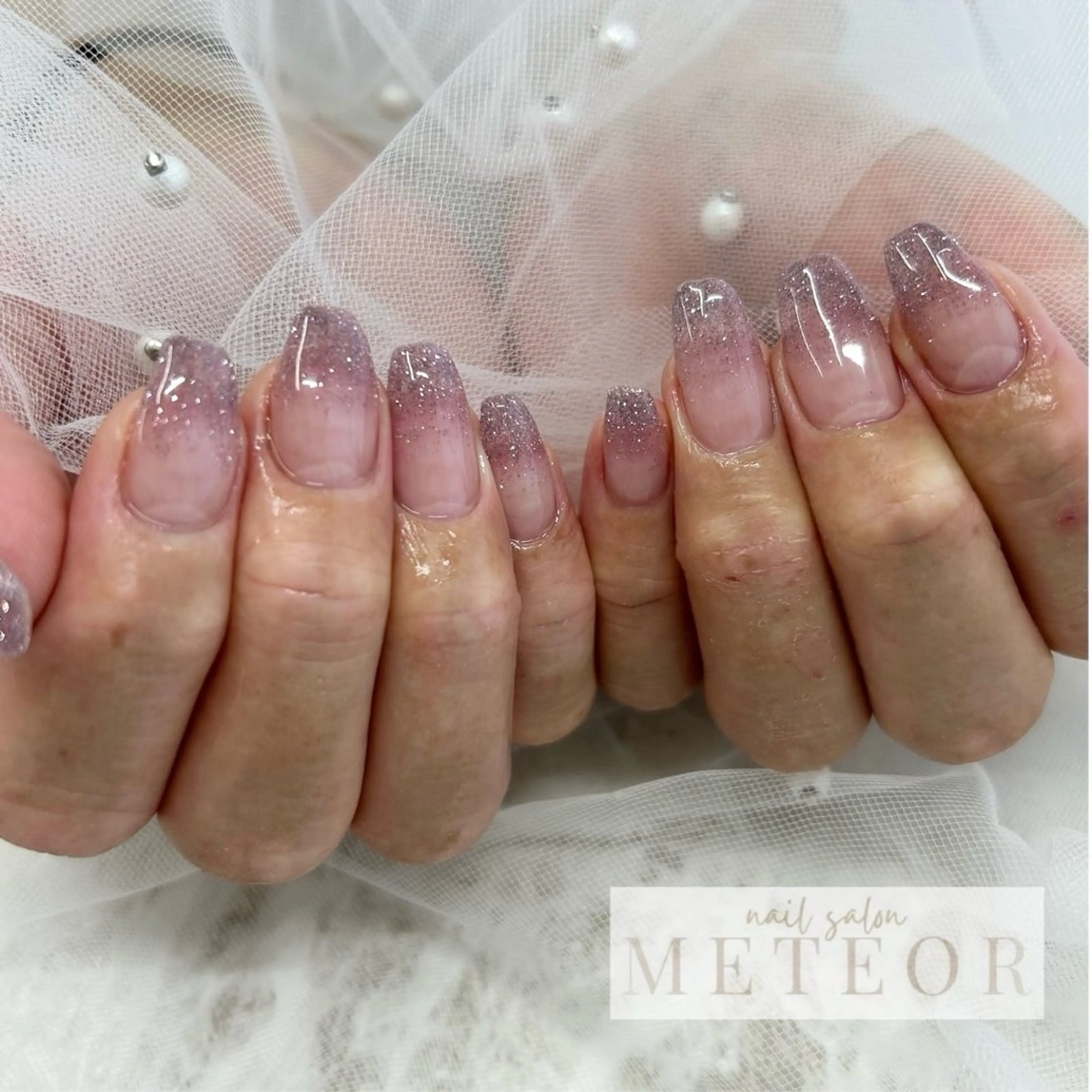 ネイル フラッシュネイル フットネイル ピンク ハンドネイル nailsalon meteor所属・METEOR💫 staffのネイルデザイン