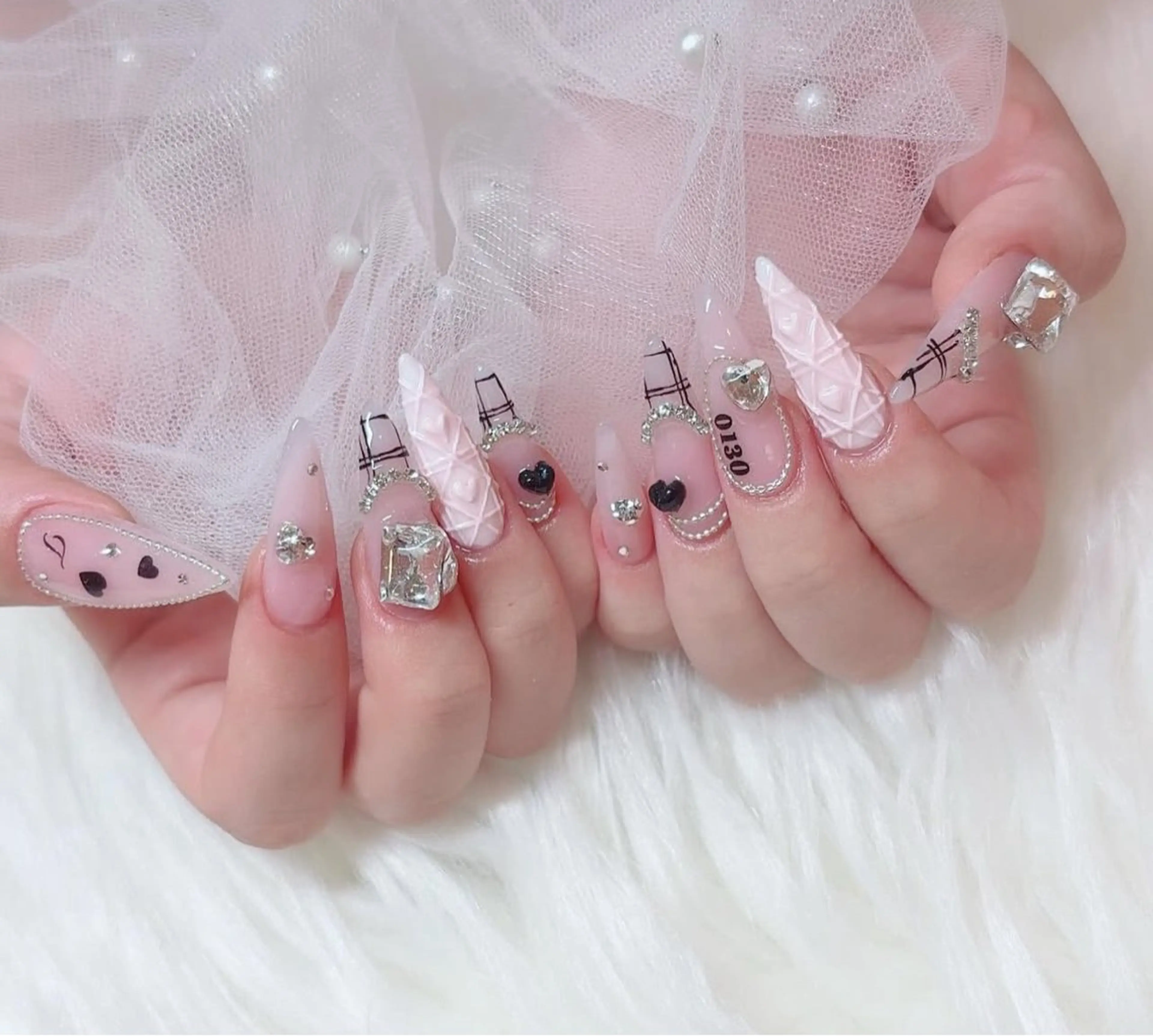 ネイル LilyLala Nailsalonのネイルデザイン