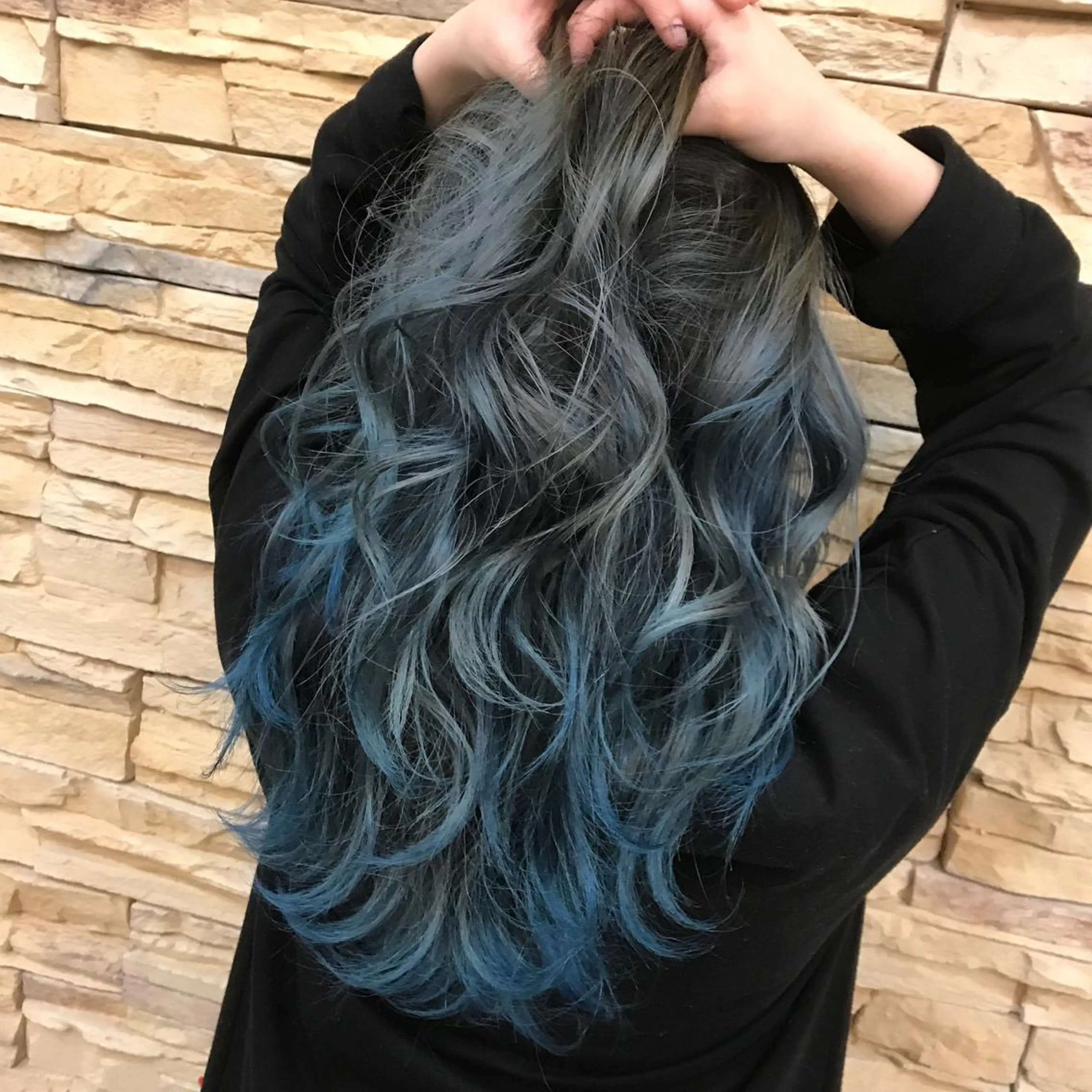 セミロング カラー 髪質改善will hairdesignのヘアスタイル