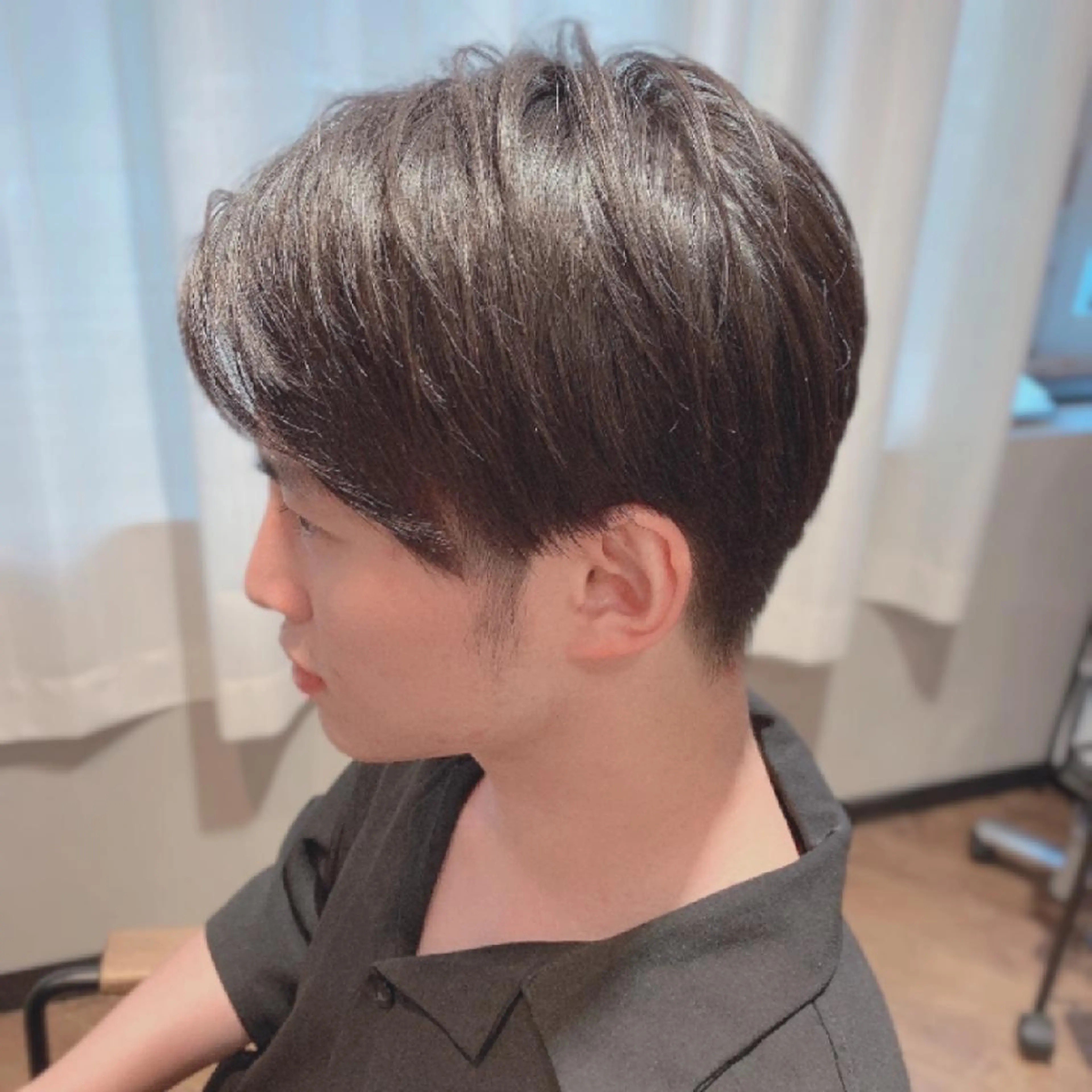 メンズ PRIVATE SALON EYES所属・EYES リアのマツエク・マツパデザイン