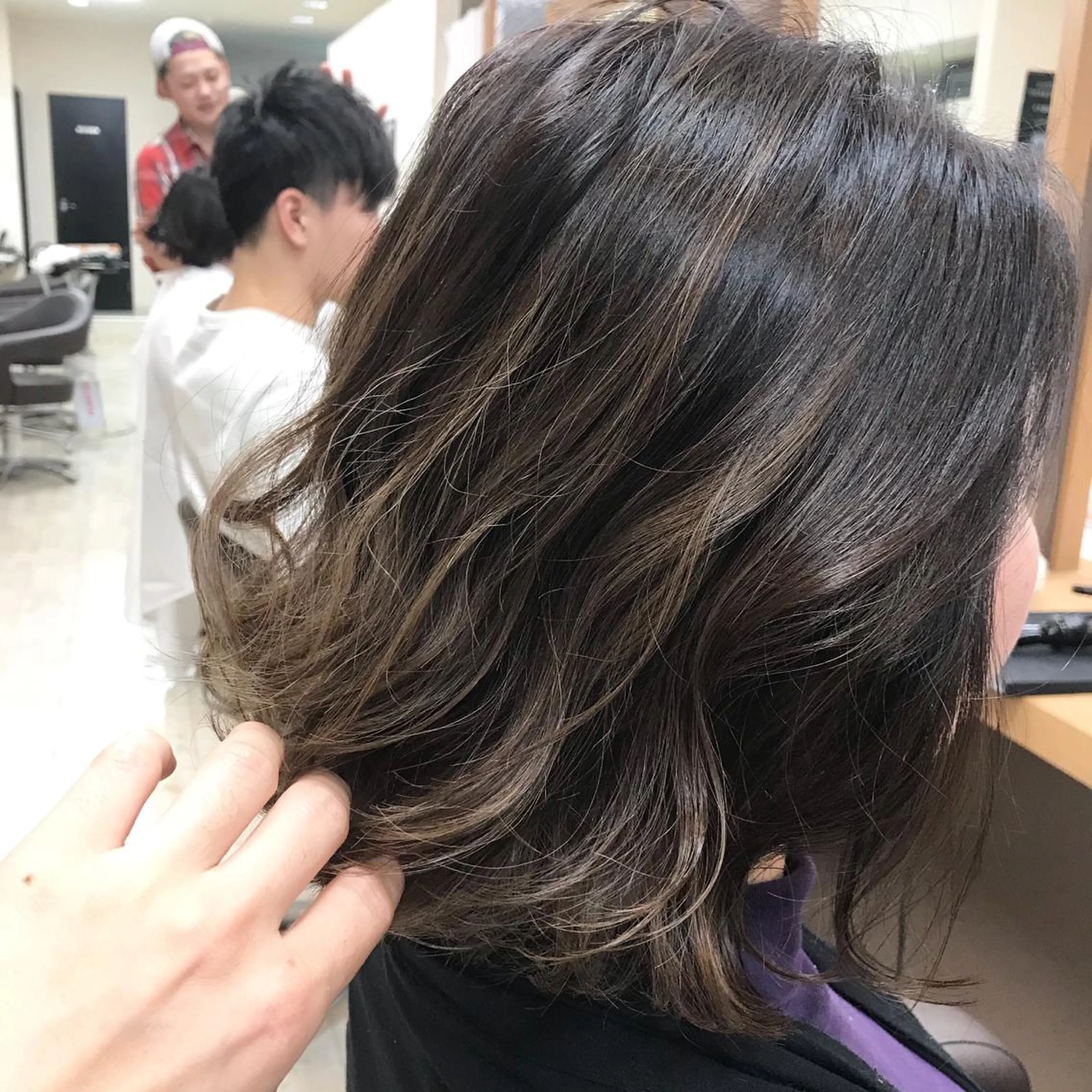 ミディアム カラー カット ヘアカラー トリートメント Lien 深井店のヘアスタイル