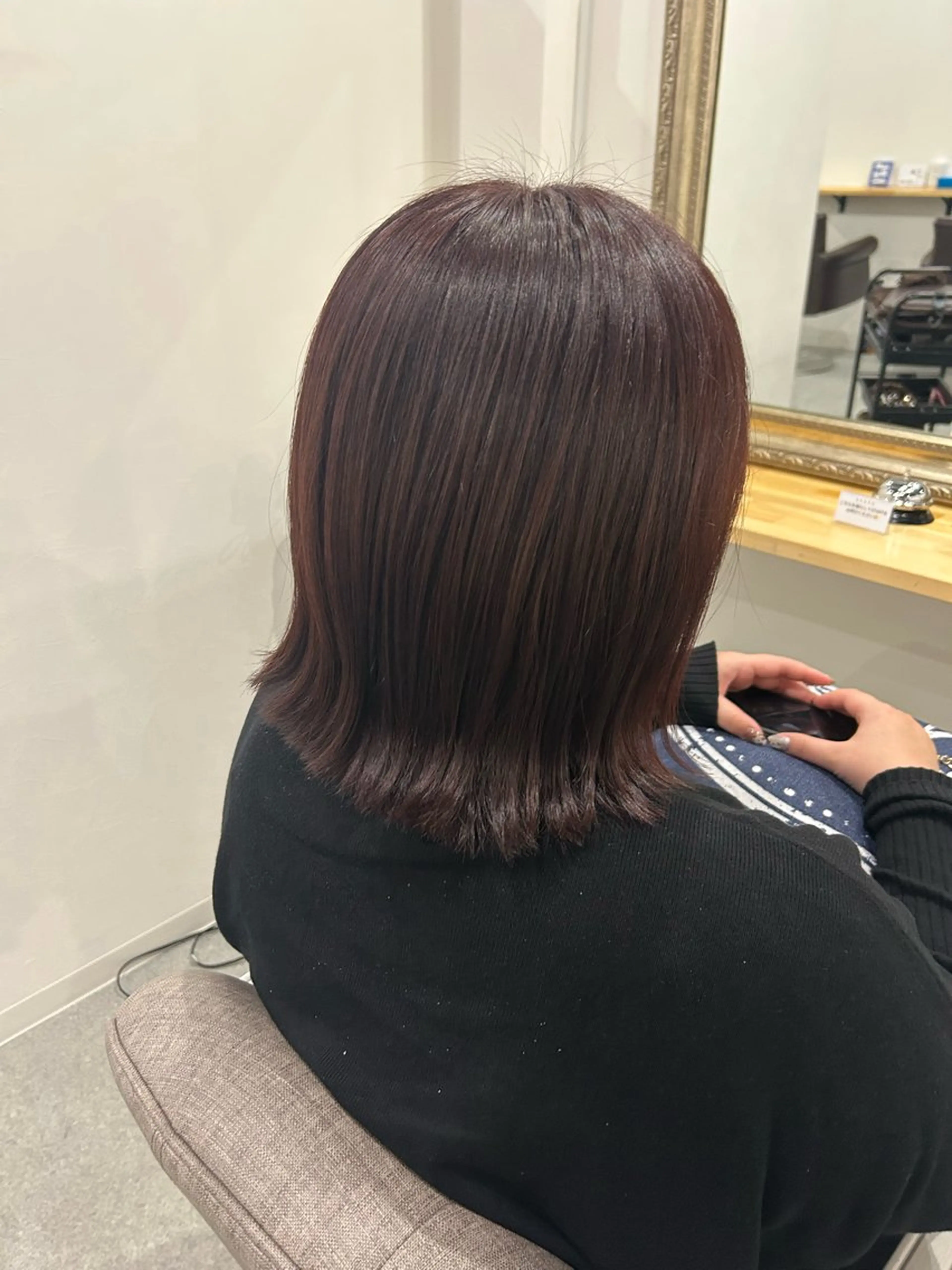 カラー 稲井 裕美のヘアスタイル