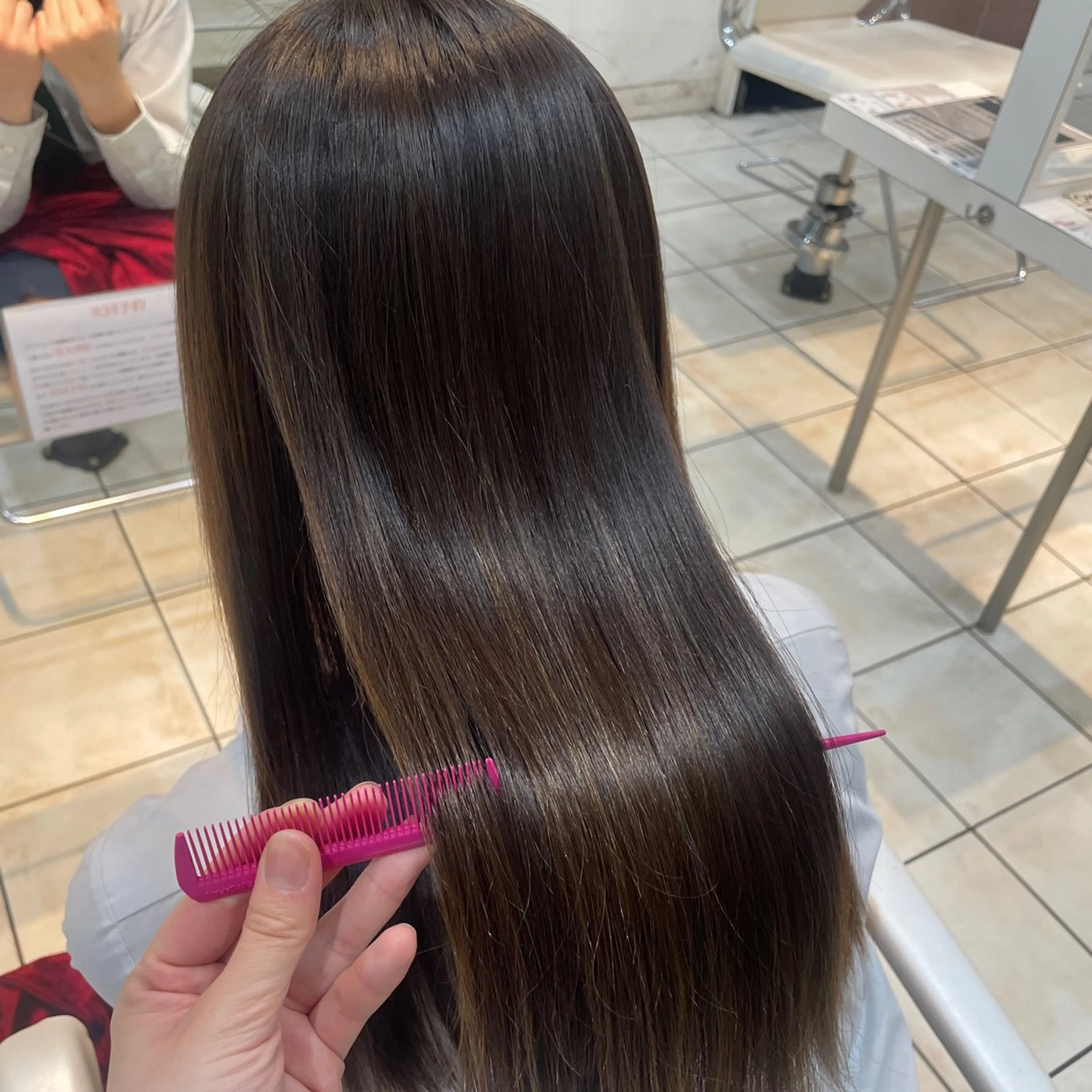 セミロング カラー ヘアカラー ブリーチ/ヘアセット 【𝙍𝙞𝙣𝙤】のヘアスタイル