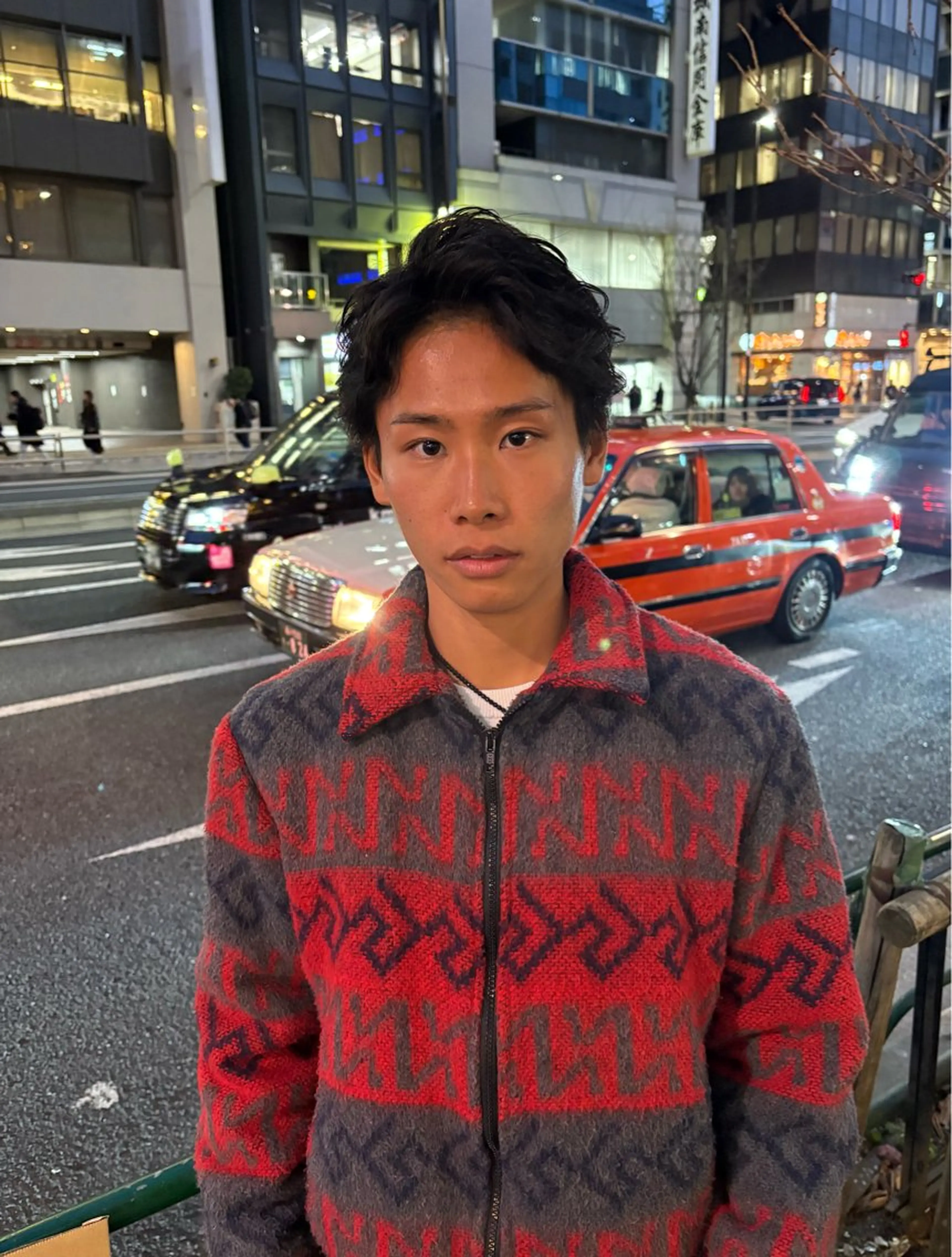 ショート パーマ メンズ メンズブリーチ フェザーパーマ メンズハイライト メンズインナーカラー メンズパーマ charme所属・💈メンズ特化美容師 ✂︎伊藤大輝💈のヘアスタイル