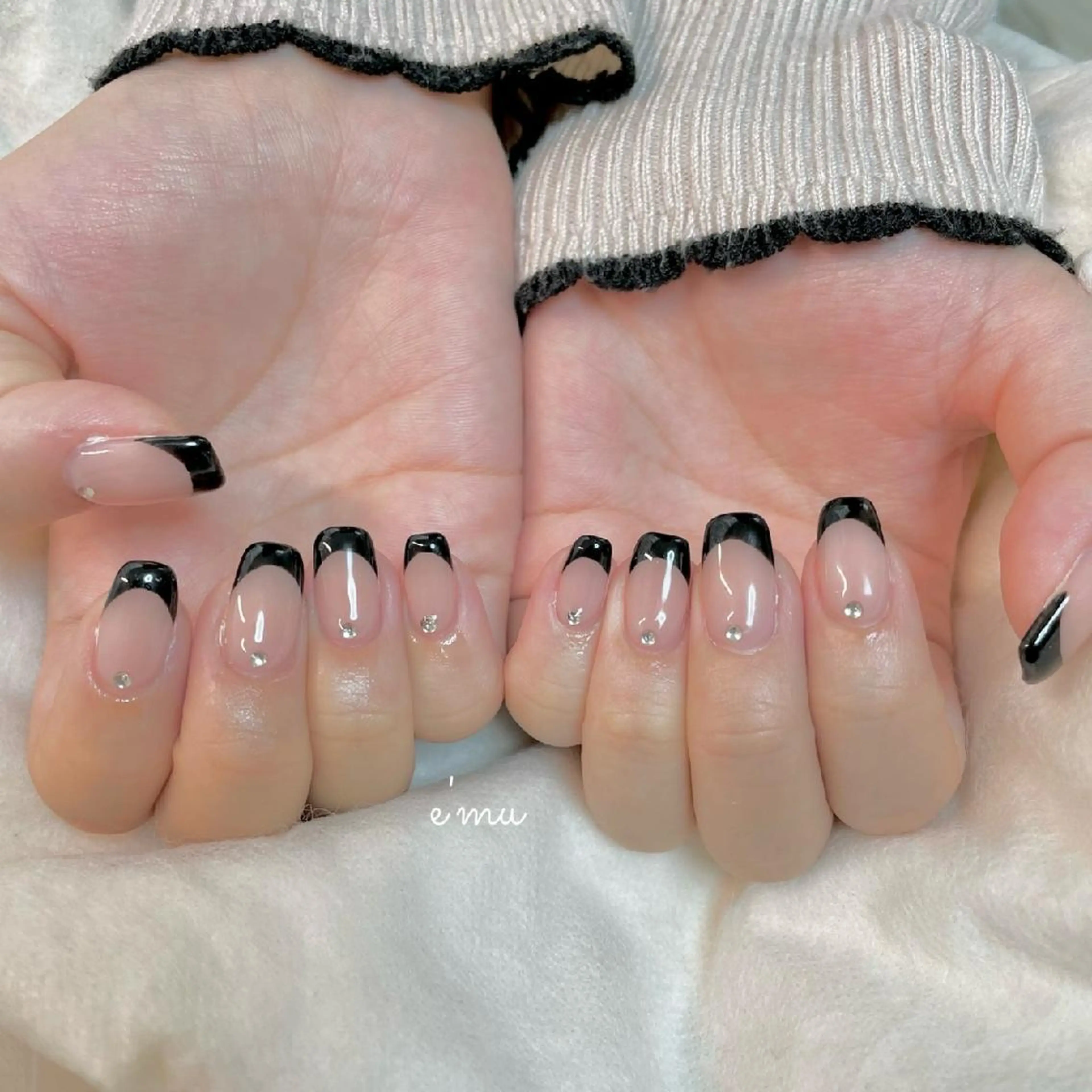 ネイル フレンチネイル ハンドネイル nail salon e'mu💐のネイルデザイン