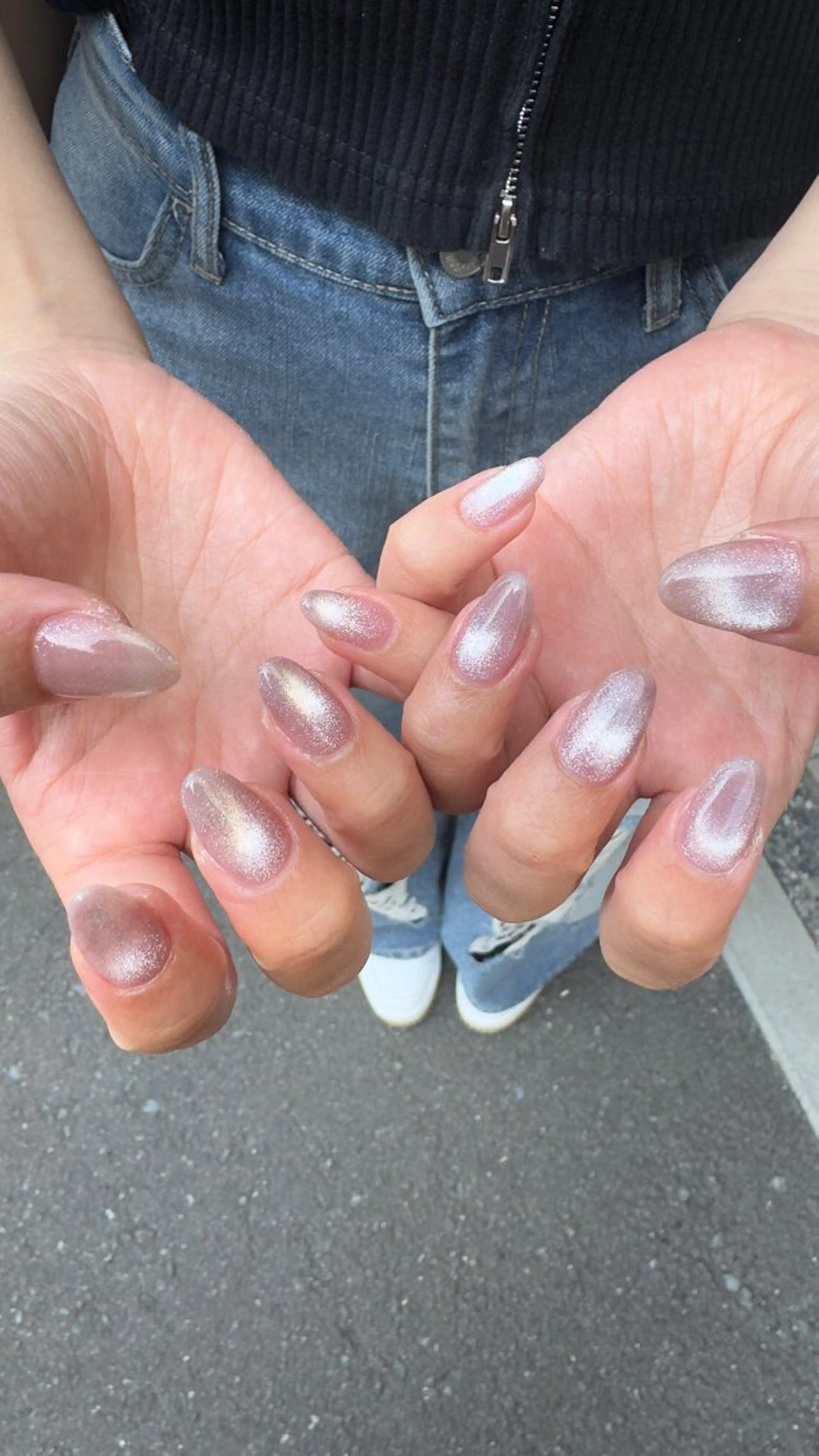 ネイル フラッシュネイル ホログラムネイル 韓国ネイル レース ラメ(グリッター) ハンドネイル MH_ Nailのネイルデザイン