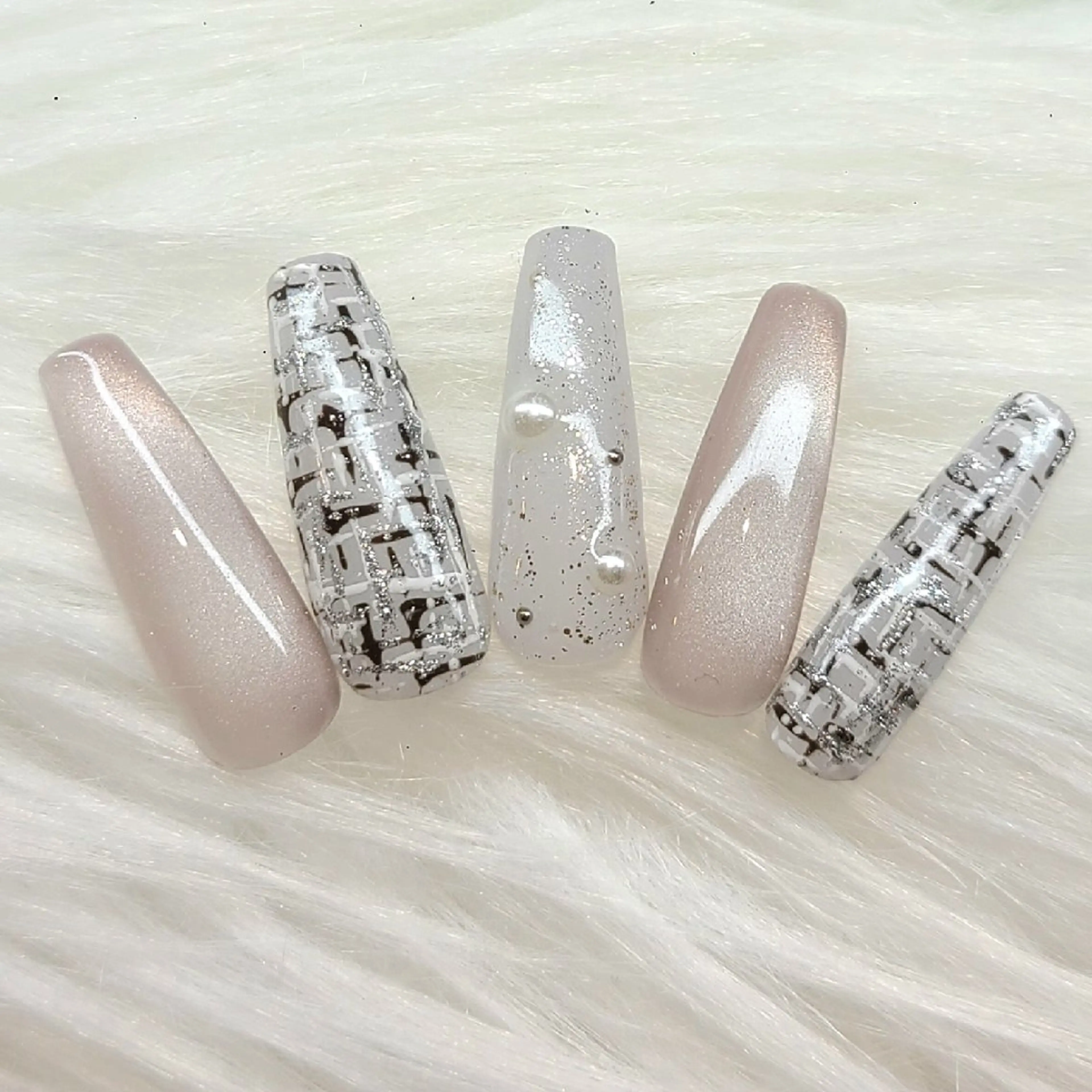 ネイル ハンドネイル 💛うるちゅる ネイル💛ERIKAのネイルデザイン