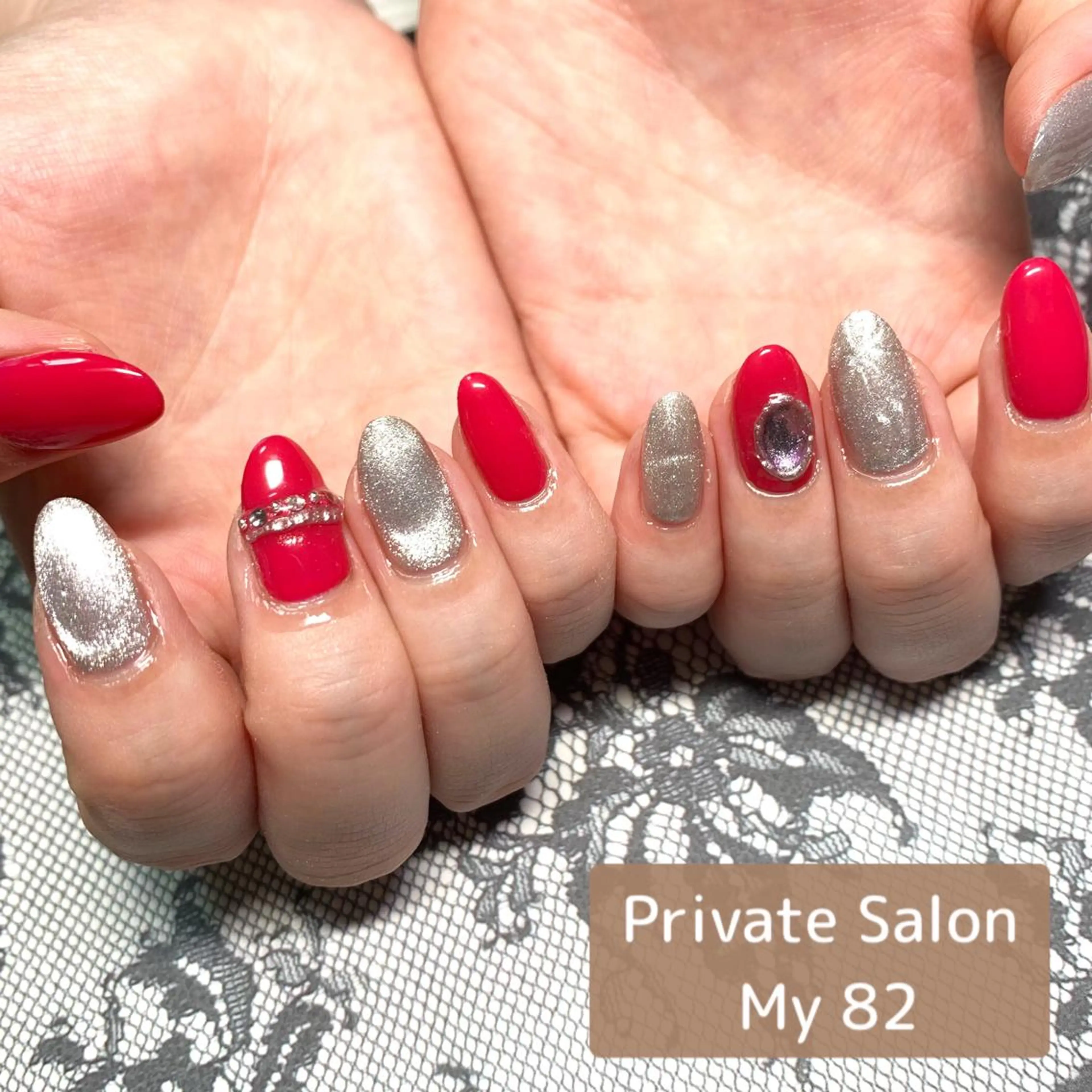 ネイル キラキラネイル マグネットネイル ピンク ハンドネイル Private Sa lon  MARLOのネイルデザイン