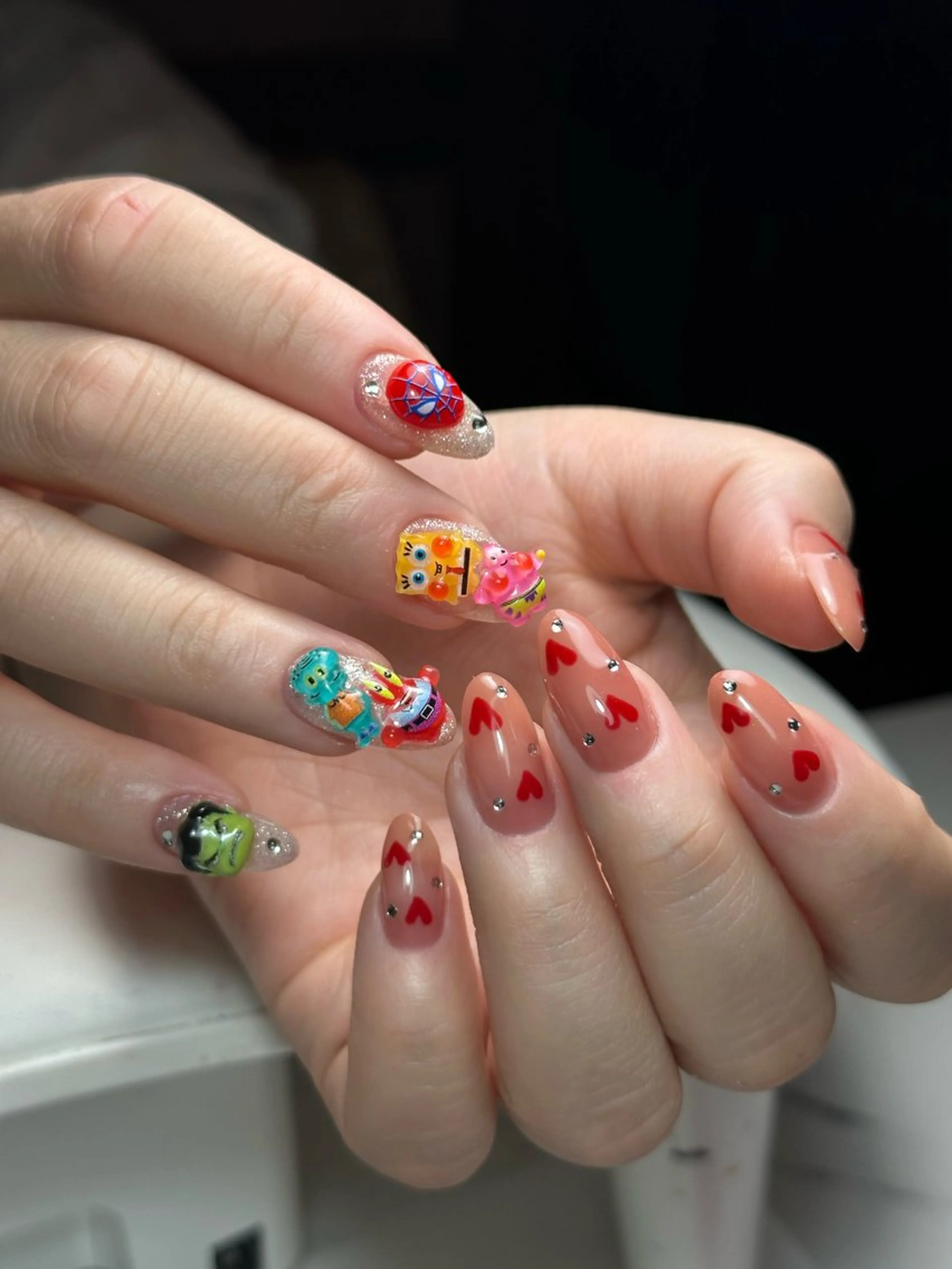 ネイル Isinha Nailsのネイルデザイン