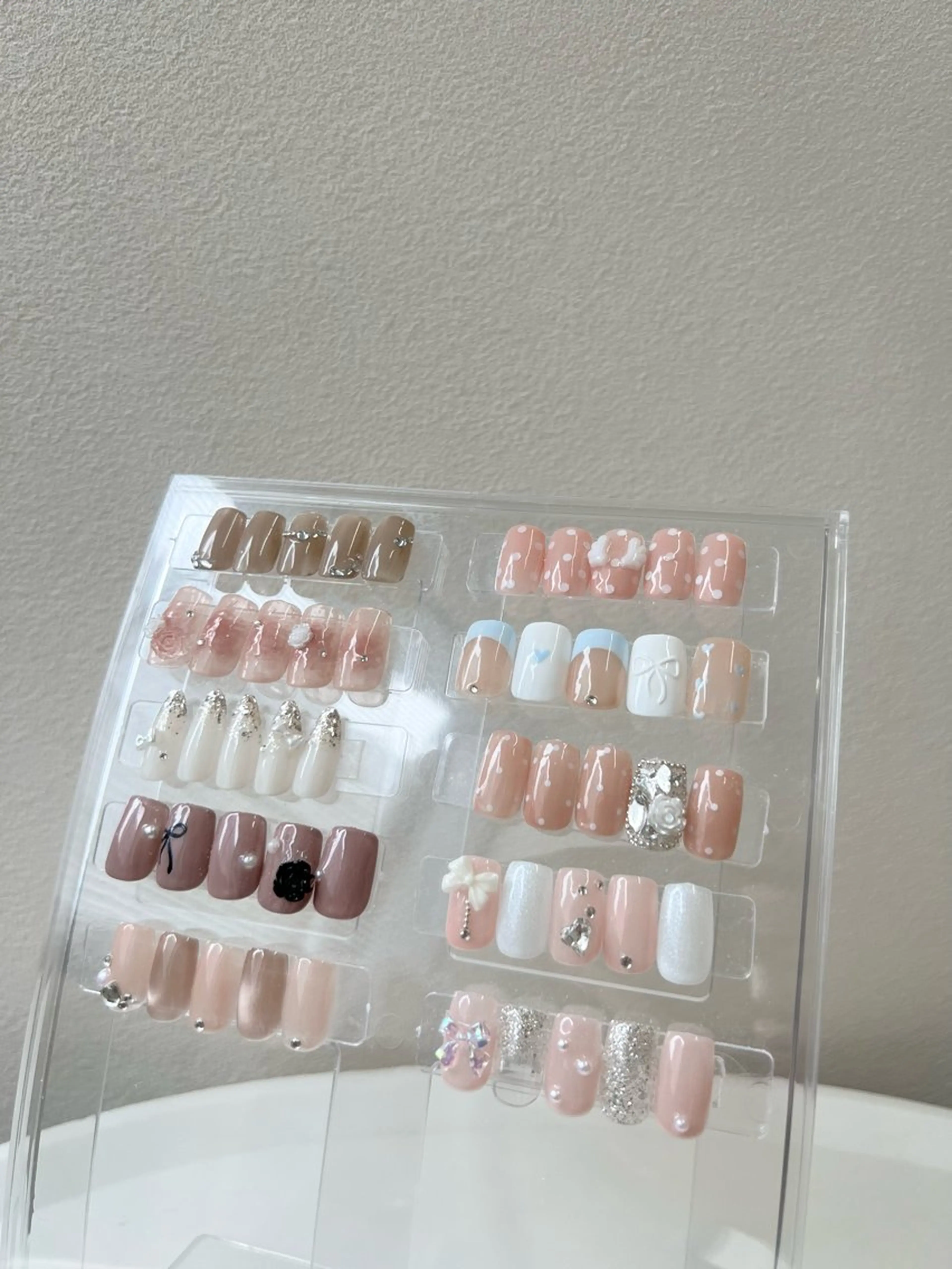 ネイル Biibox所属・EmaNail🎀 atsukoのネイルデザイン