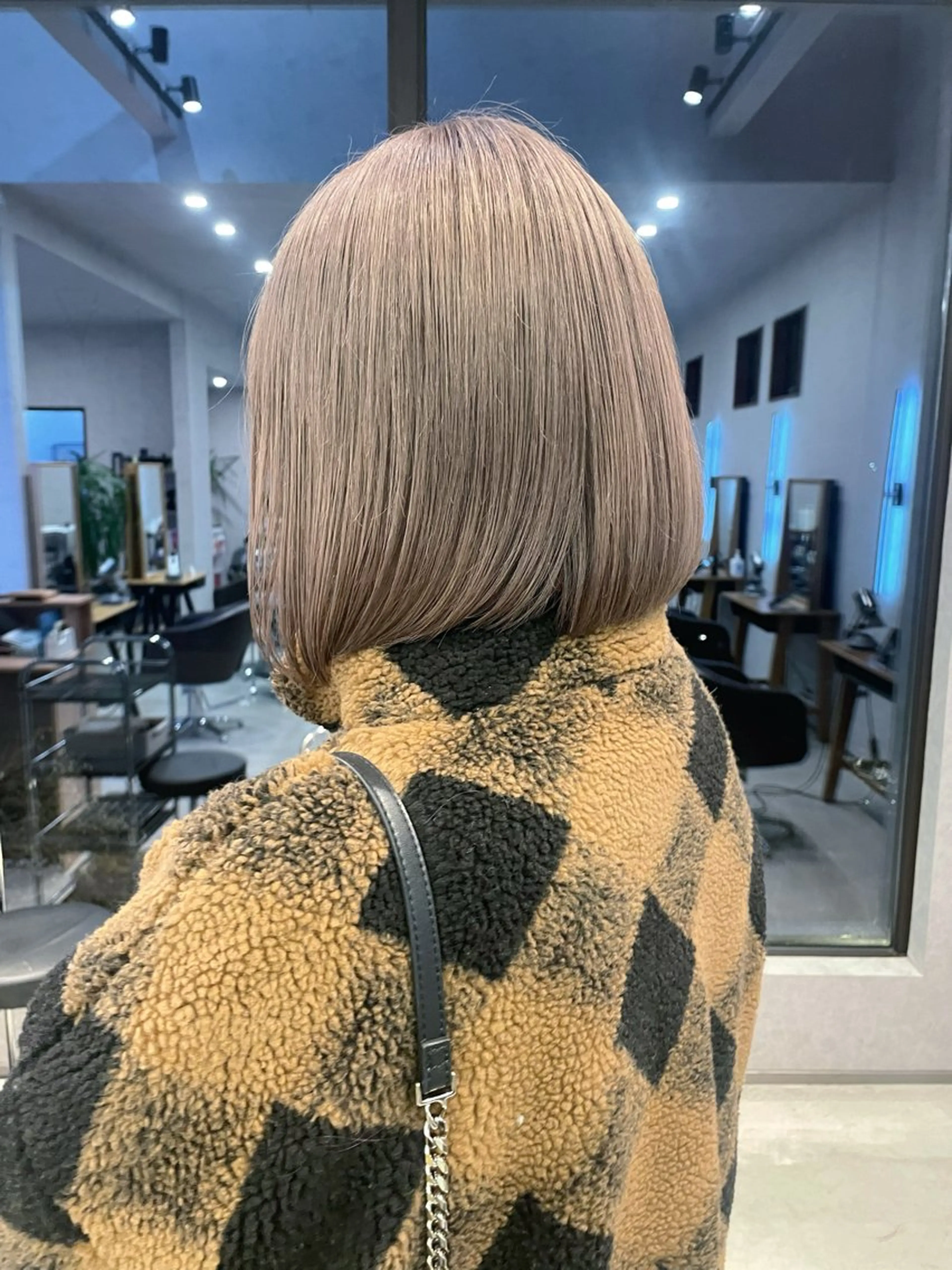 カラー グレージュ ミルクティーグレージュ ヘアカラー 透明カラー/レイヤー misaki °＊のヘアスタイル