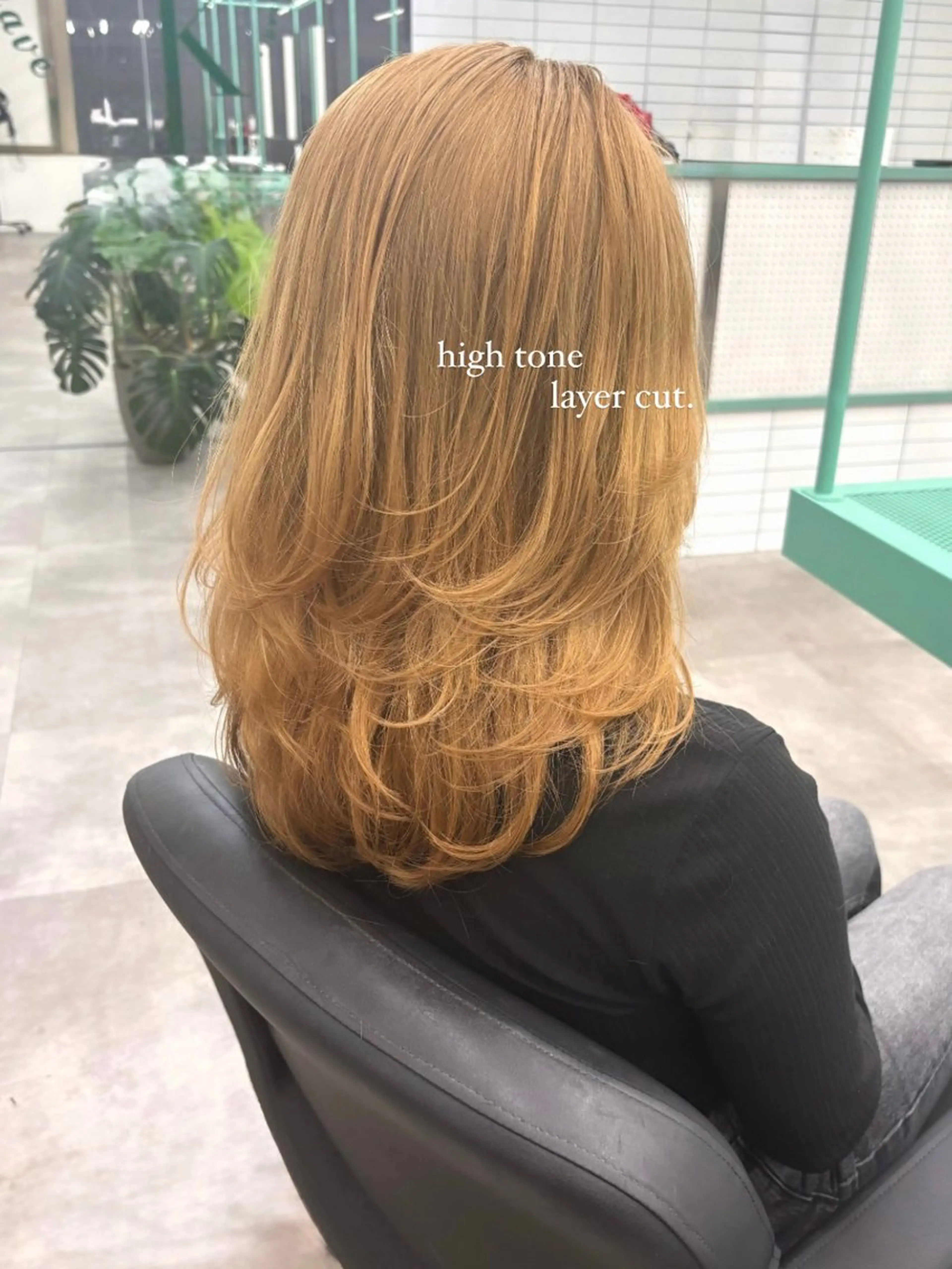 セミロング レイヤーカット カット トリートメント Ⓜ︎iyu🌊/海外 風ハイライト特化のヘアスタイル