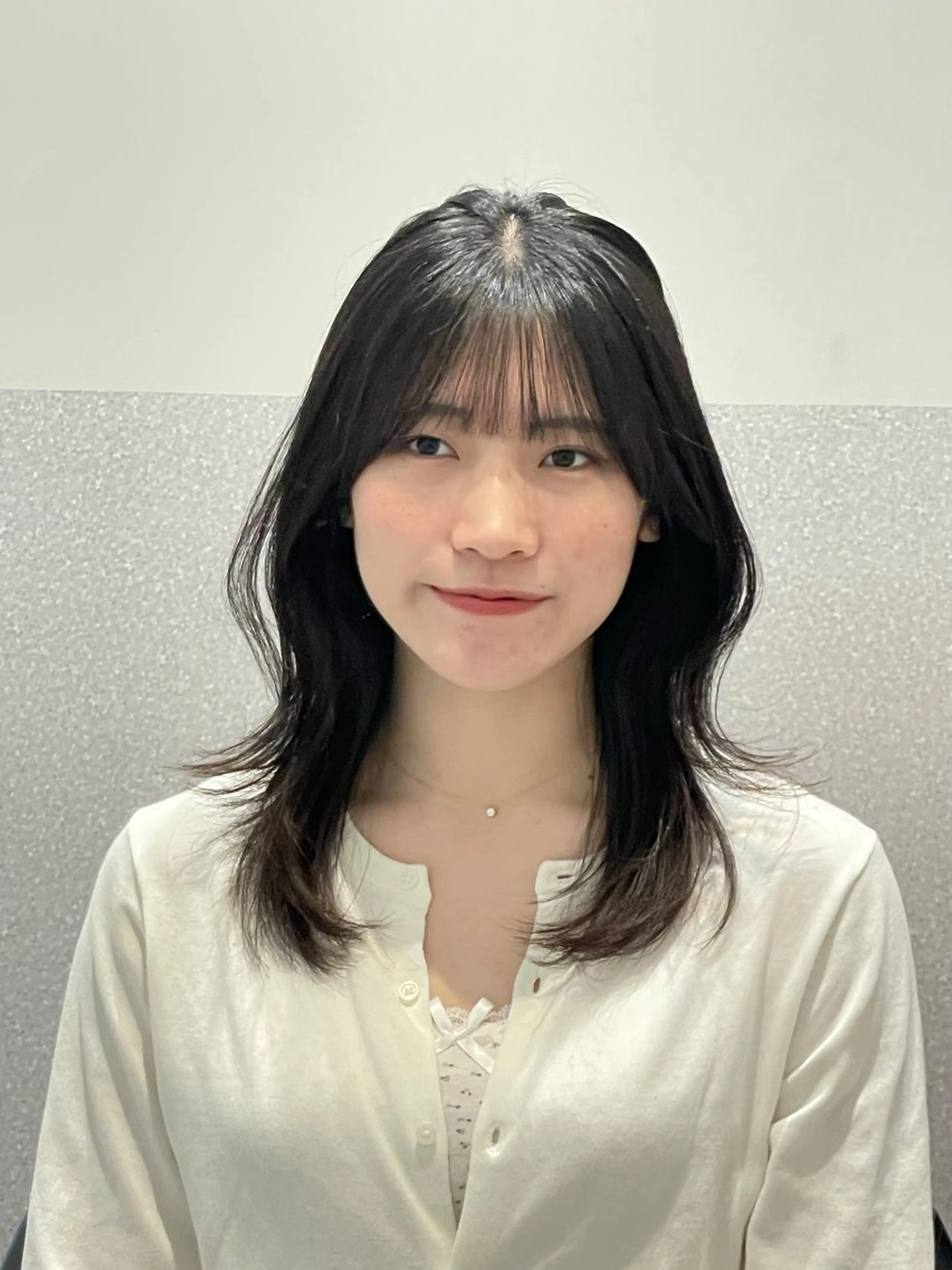 セミロング ハッシュカット 韓国風ヘア レイヤーカット カット ❤︎︎韓国ヘア❤︎︎ 𝑺𝒉𝒊𝒉𝒐のヘアスタイル