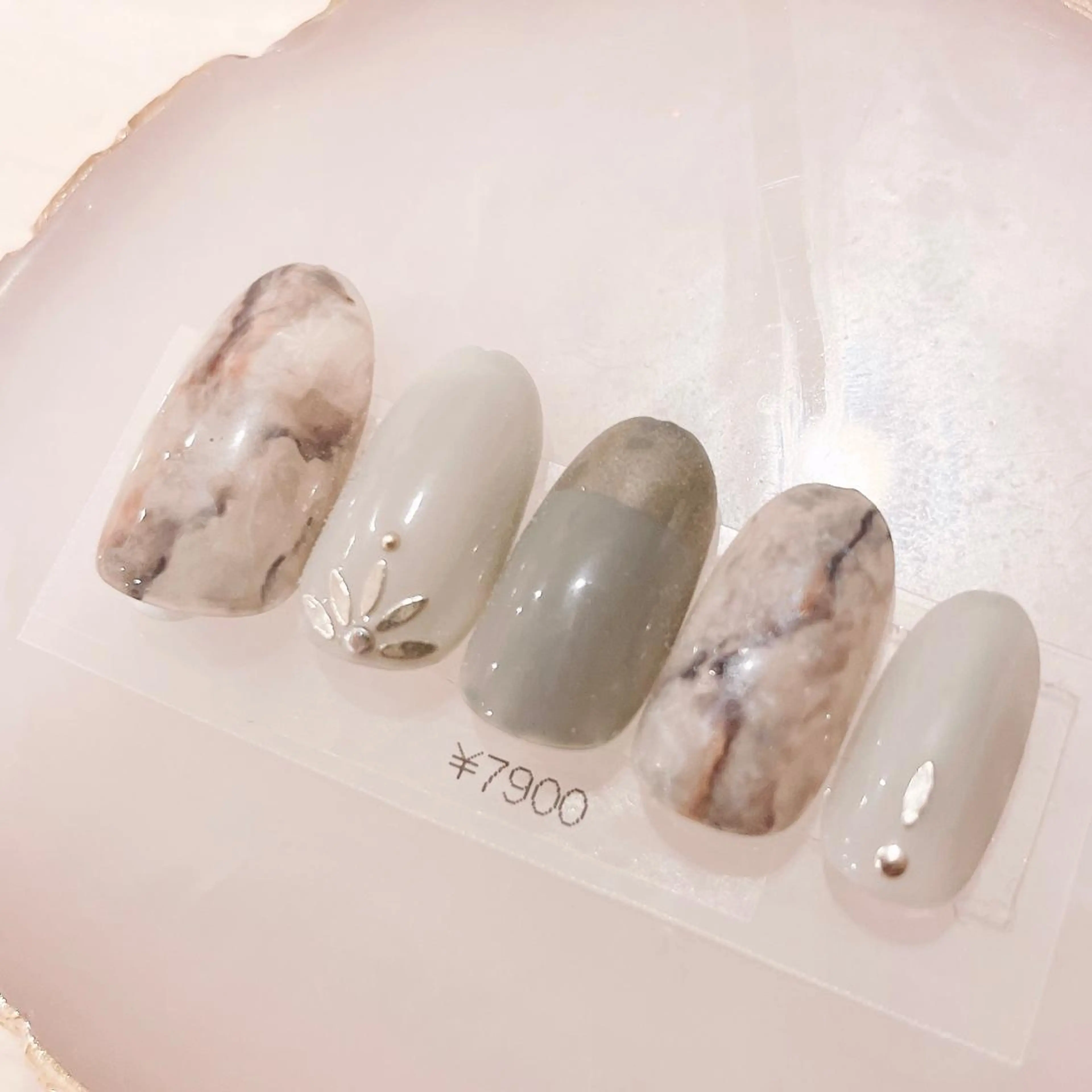 ネイル フレンチネイル 大理石ネイル(マーブル) ミラーネイル ニュアンスネイル ハンドネイル CHIARA nailsのネイルデザイン