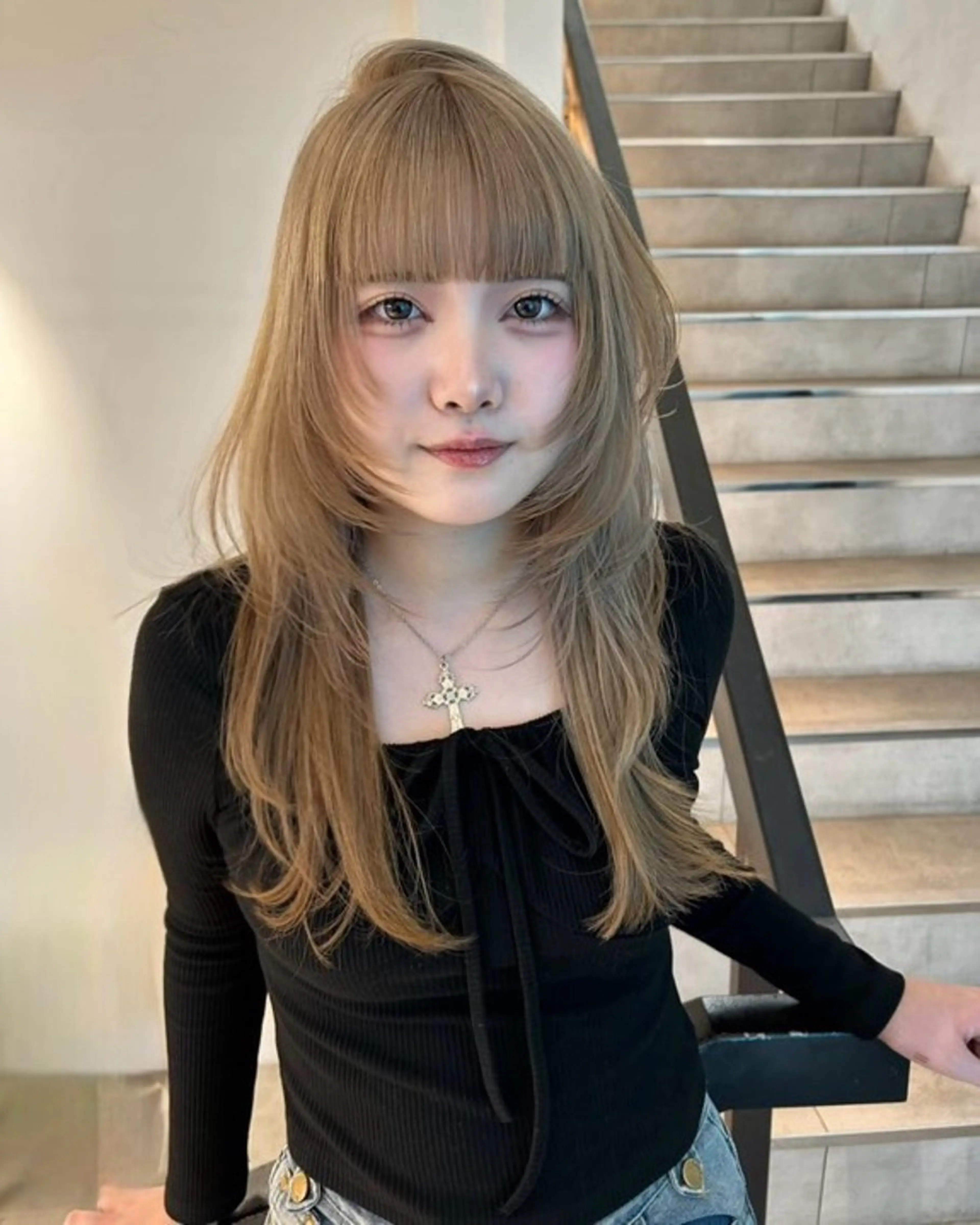 【1番人気】🪩ダブルカラー+トリートメント🪩ブリーチのダメージを減らして仕上がりサラサラハイトーンに✨️の写真