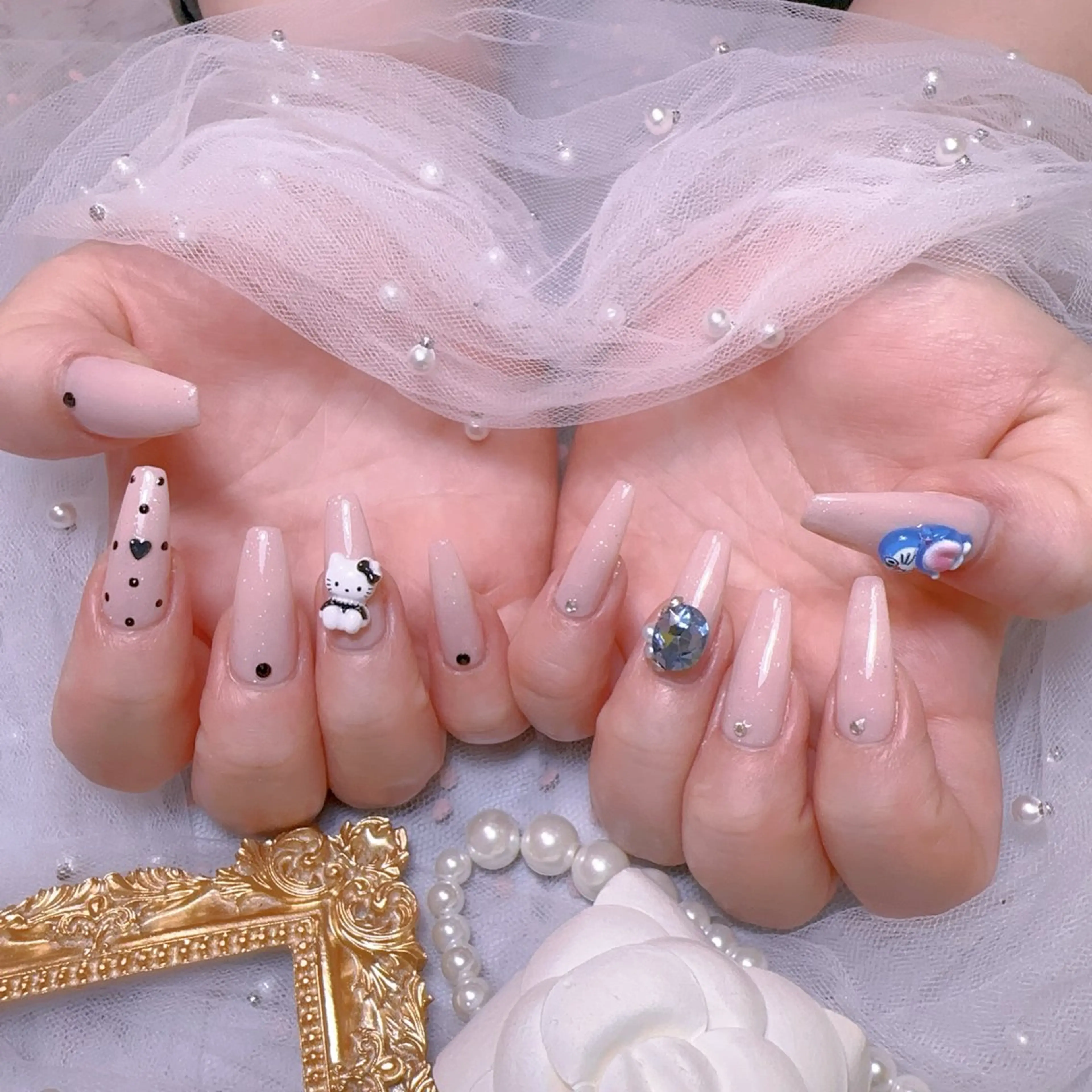 ネイル オーロラネイル フットネイル 韓国ネイル ラメ(グリッター) ラメグラデーション ハンドネイル Belle nail salon 新小岩のネイルデザイン