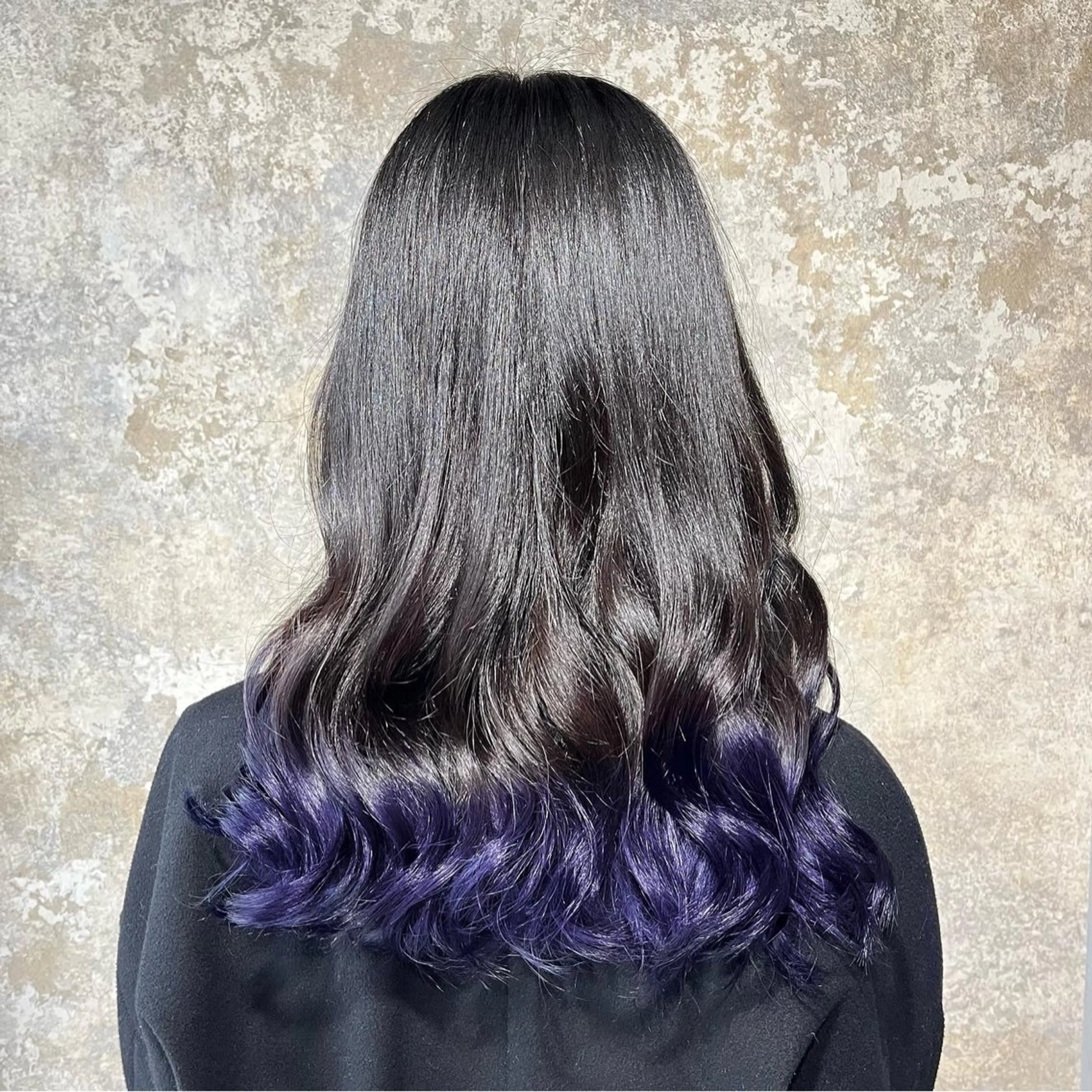 セミロング カラー ブリーチ ケアブリーチ デザインカラー ハイトーンカラー バイオレットカラー 編み込みエクステ/ ハイトーン りょすけのヘアスタイル