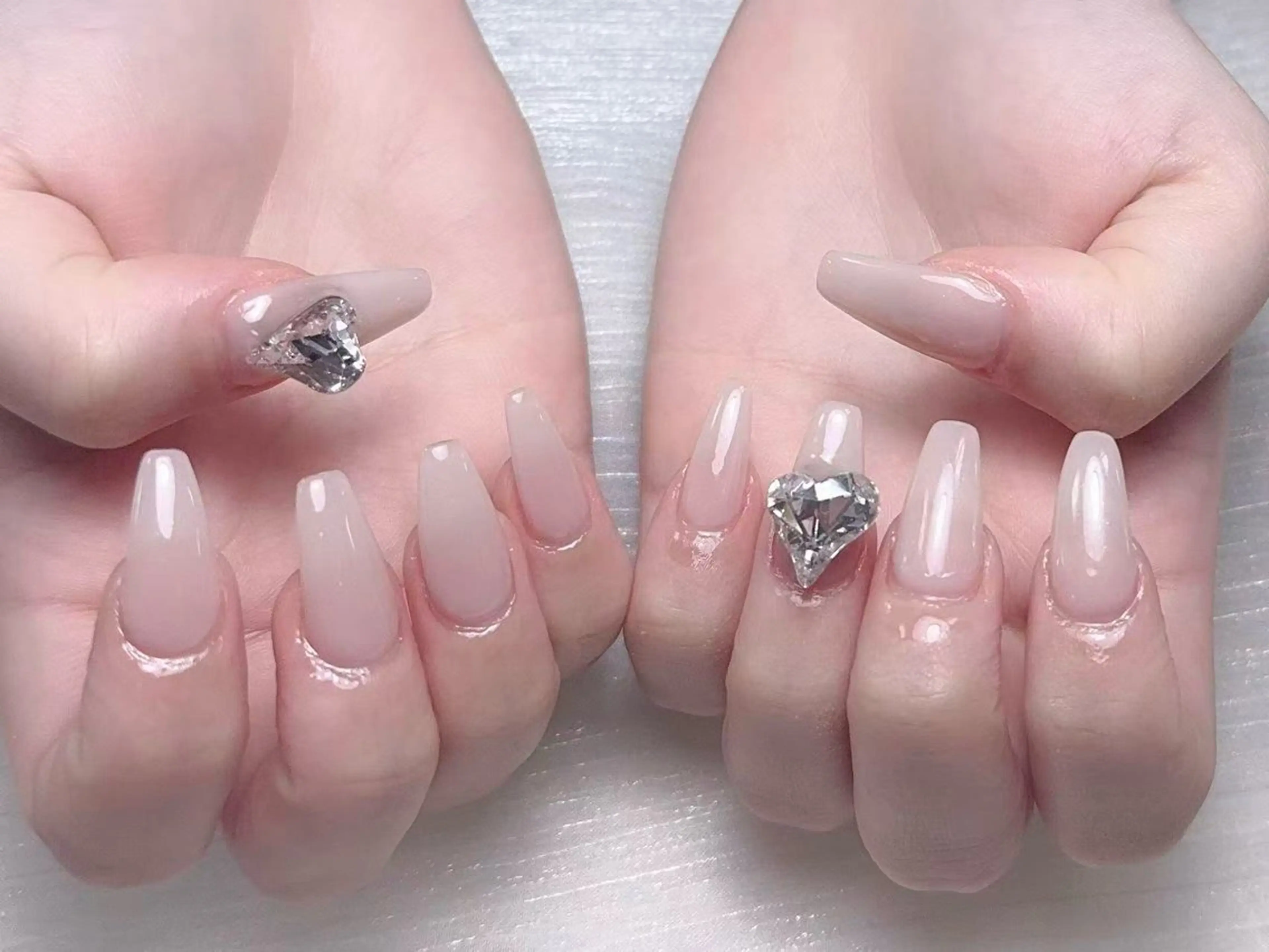 ネイル ハンドネイル ハンドケア J&C Nail Salon吉祥寺所属・YU KIのネイルデザイン