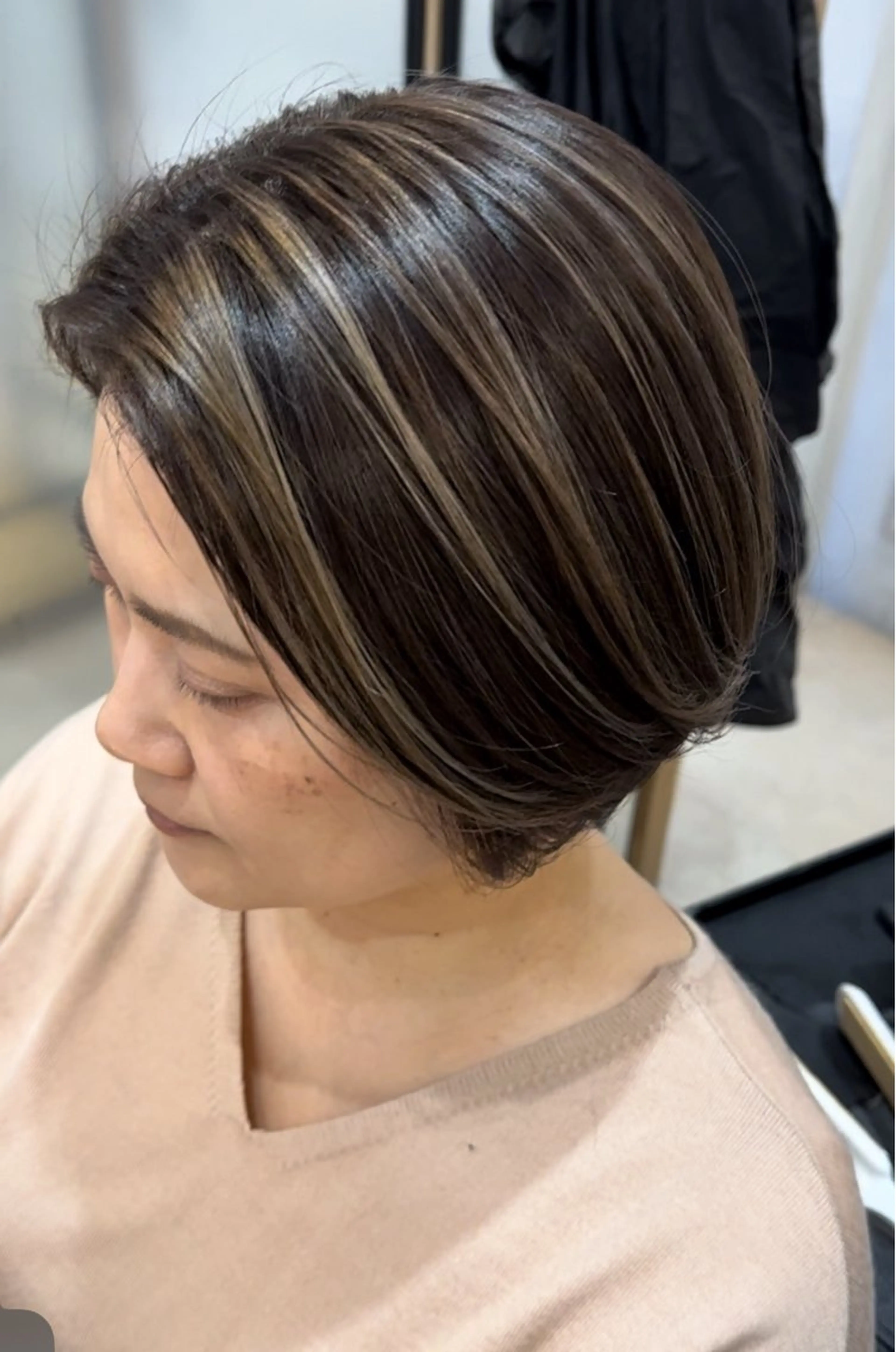 ショート シノハラ ガクト ショート/白髪ぼかしのヘアスタイル