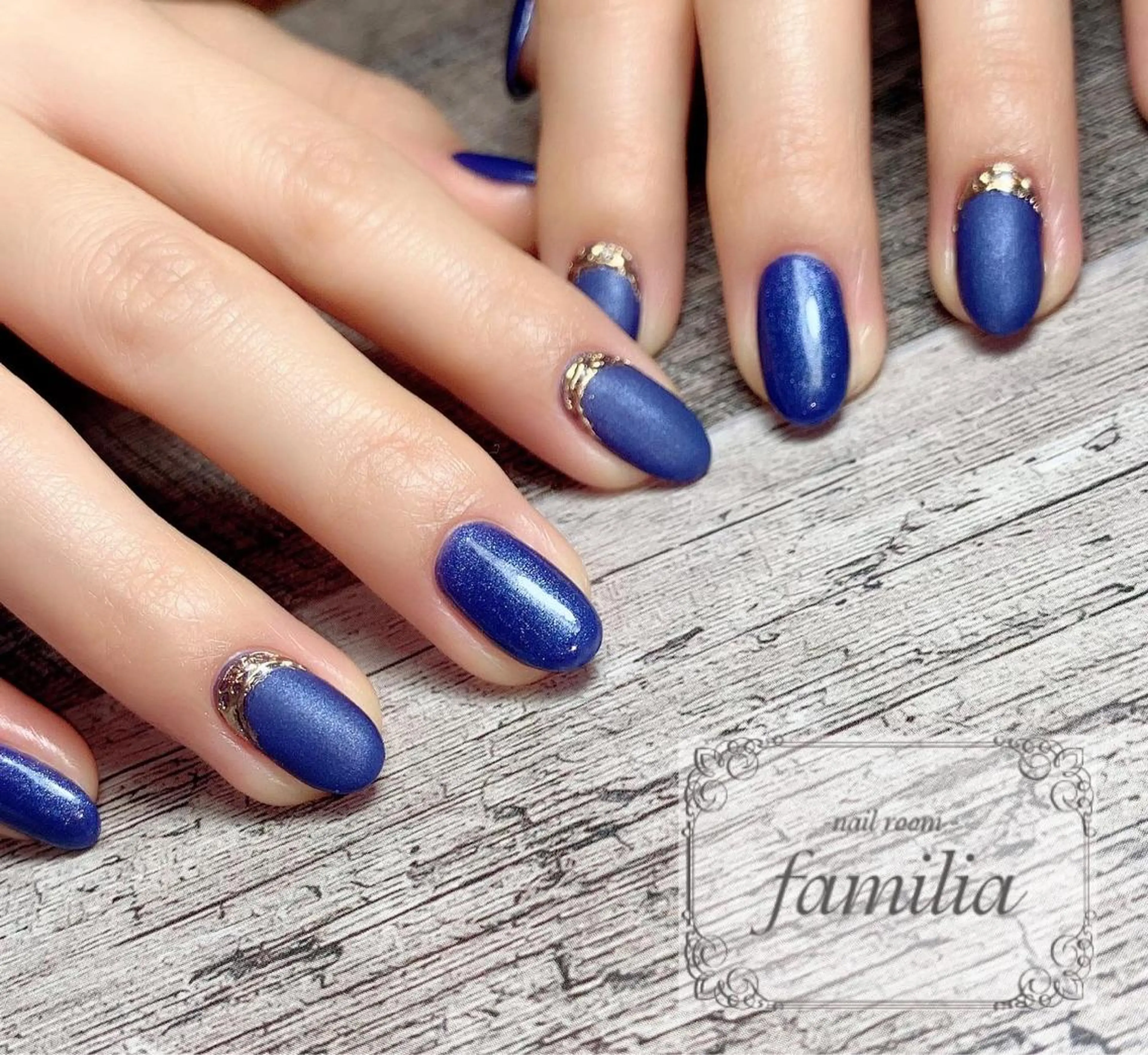 ネイル ハンドネイル -nailroom- familiaのネイルデザイン