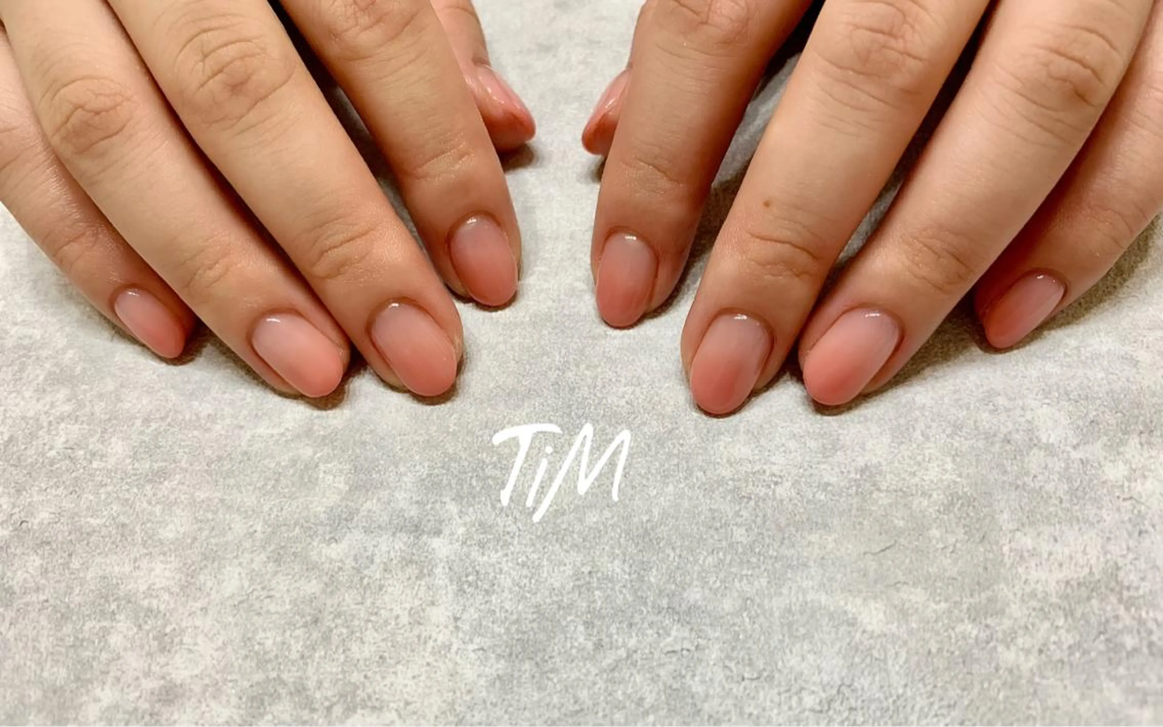 ショート ネイル ジェルネイル グラデーション Beauty Studio TiM所属・TiM【ティム】 近鉄八尾店のネイルデザイン