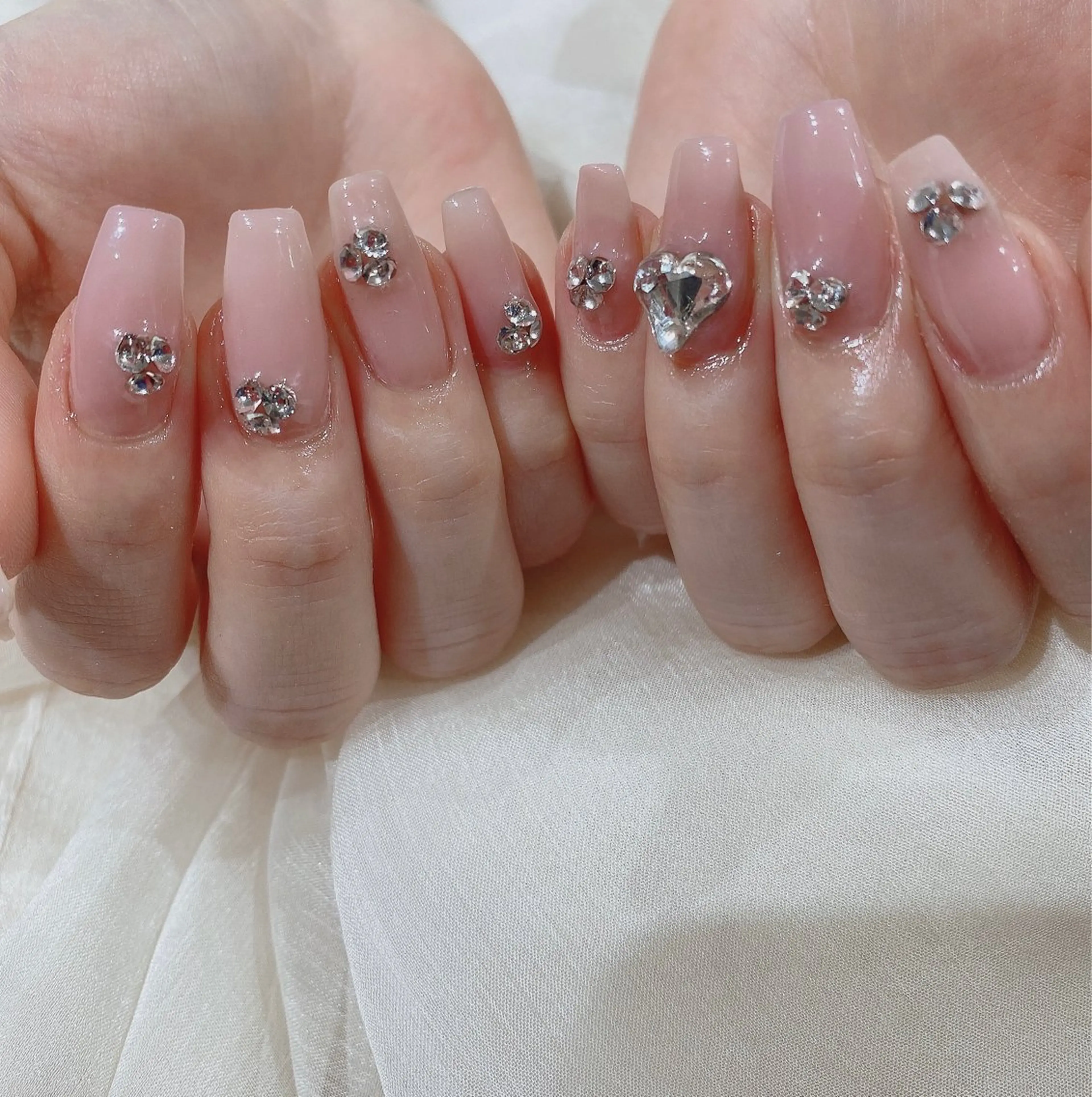 ミディアム ハンドネイル JNA認定講師🌸 RIEのネイルデザイン