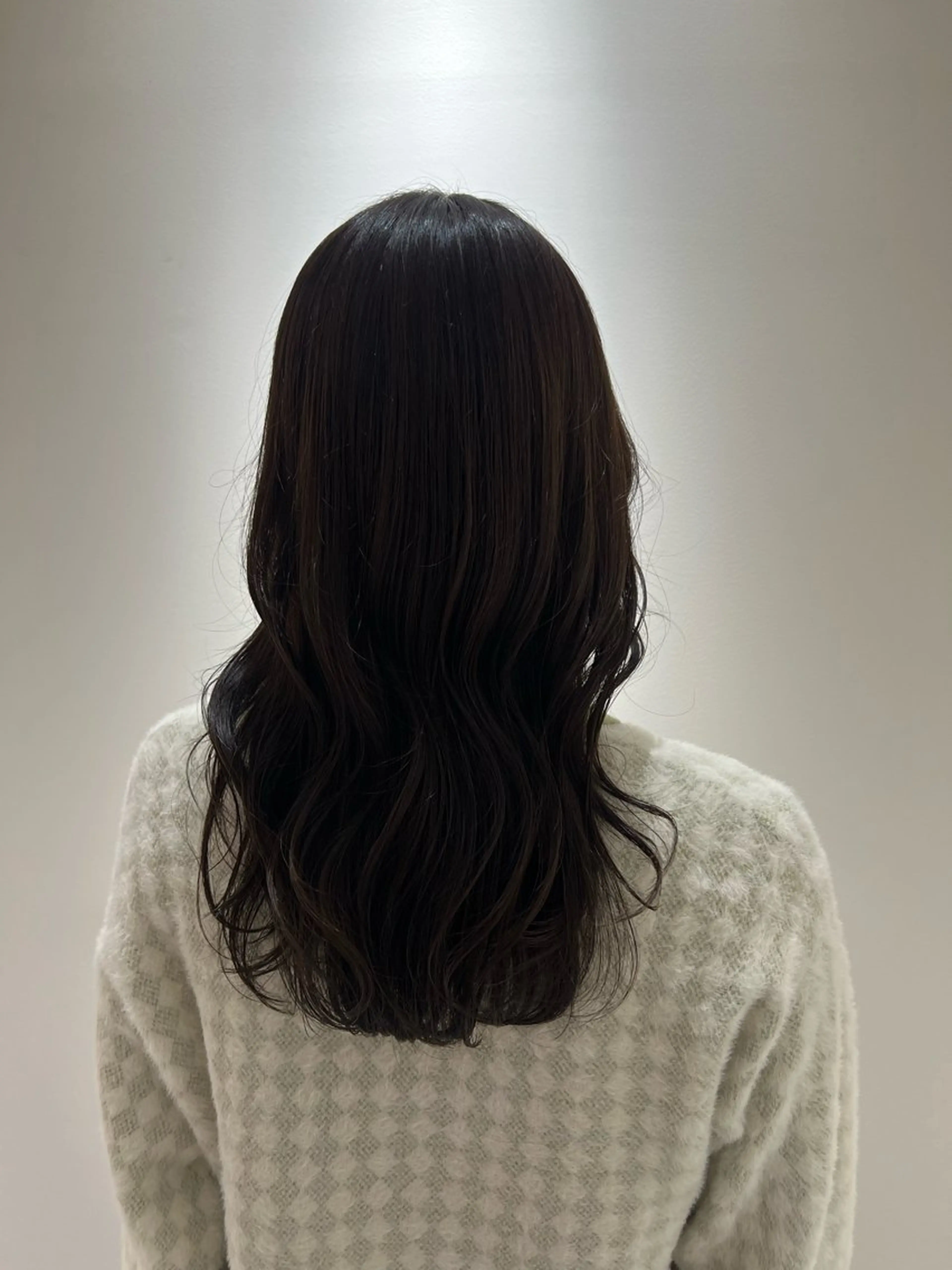 セミロング 透明感のあるモテ艶髪 🫧AYAKAのヘアスタイル