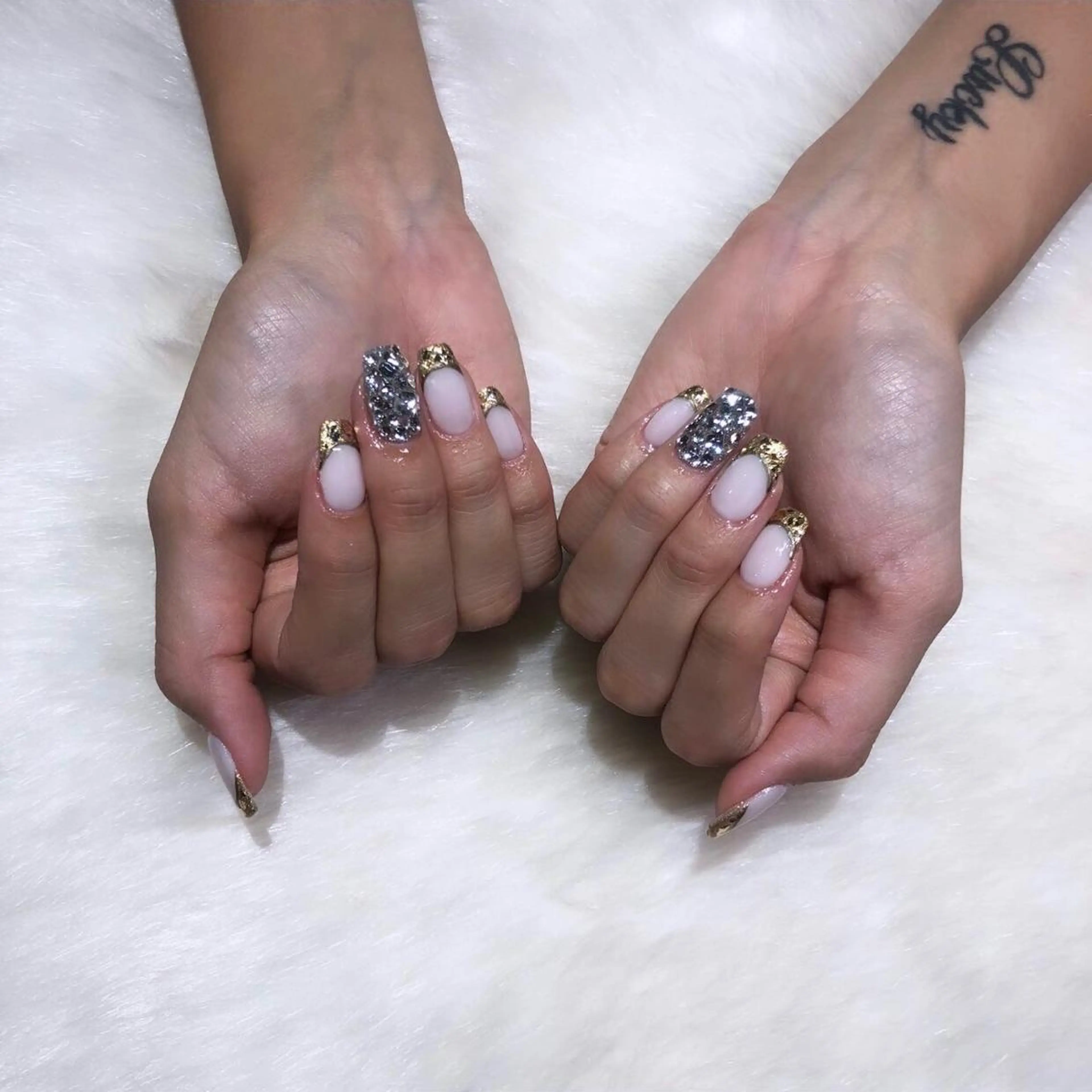 ネイル ハンドネイル フットネイル ハンドケア Nes.Nail所属・Miyagi Asamiのネイルデザイン