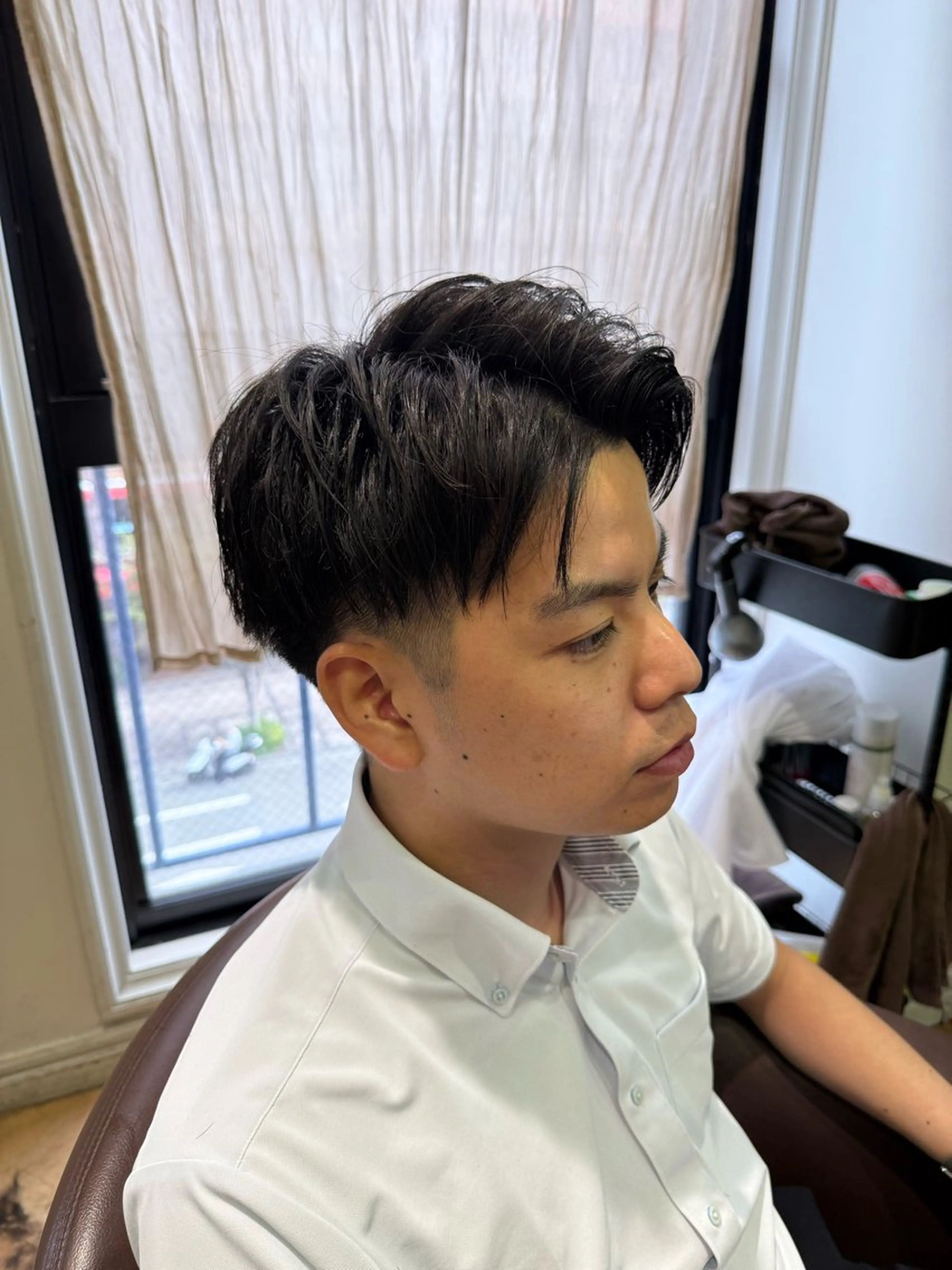 ショート メンズ ビジネス 刈り上げ ショートヘア 溝口 槙里也のヘアスタイル