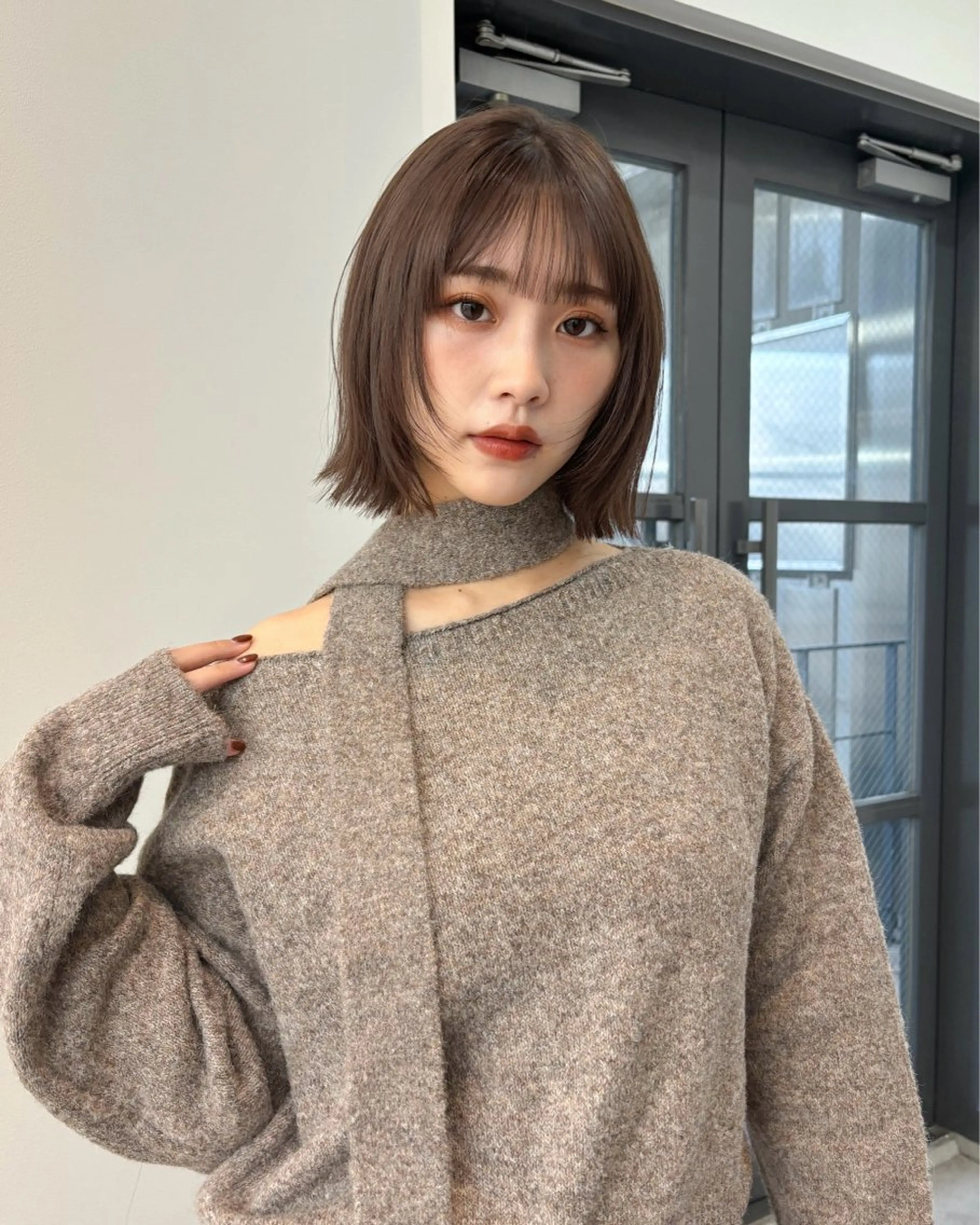 ショート カラー 脇野 茉優のヘアスタイル