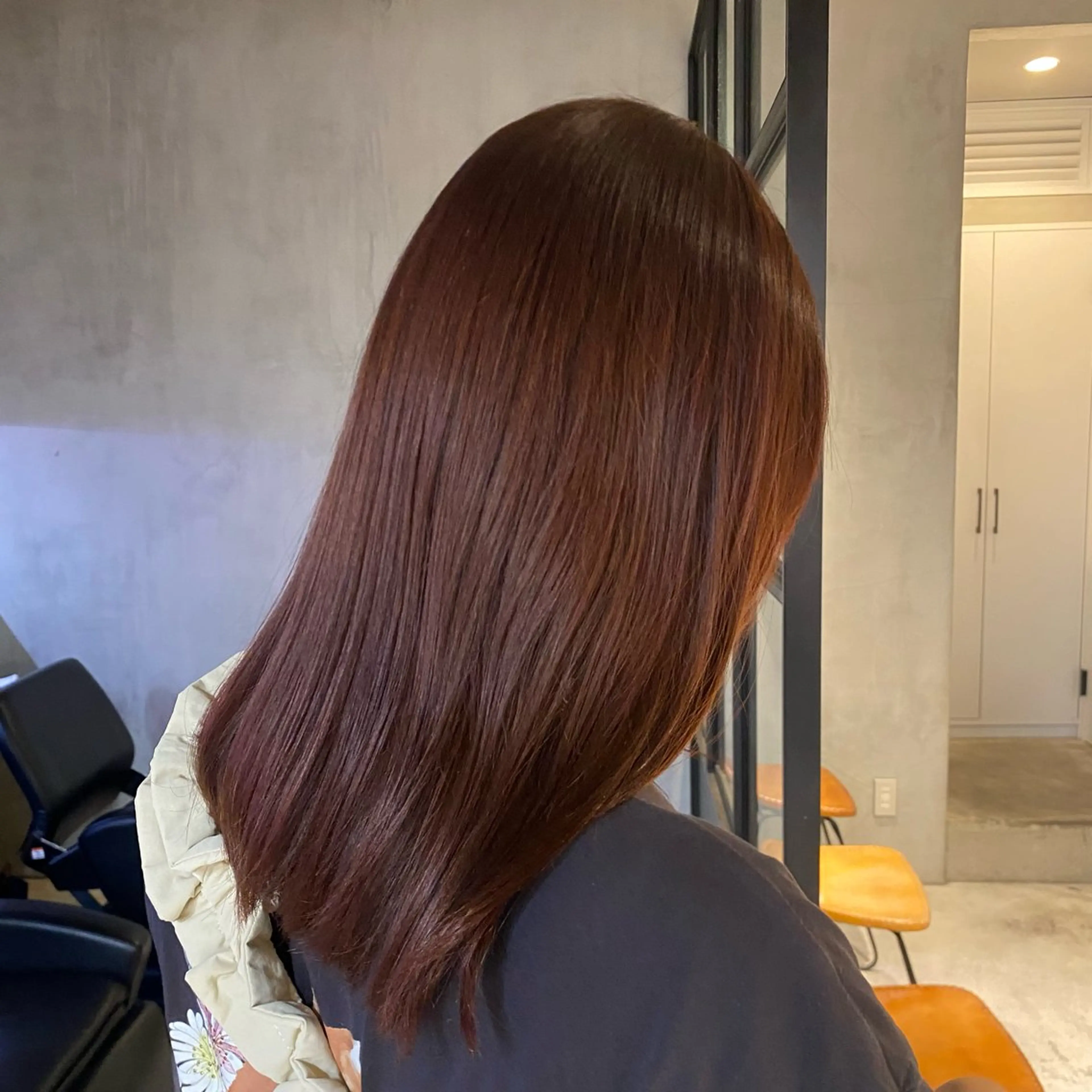 ミディアム カラー ブラウンカラー ピンクカラー ピンクブラウン ヘアカラー ひなた / elima調布のヘアスタイル